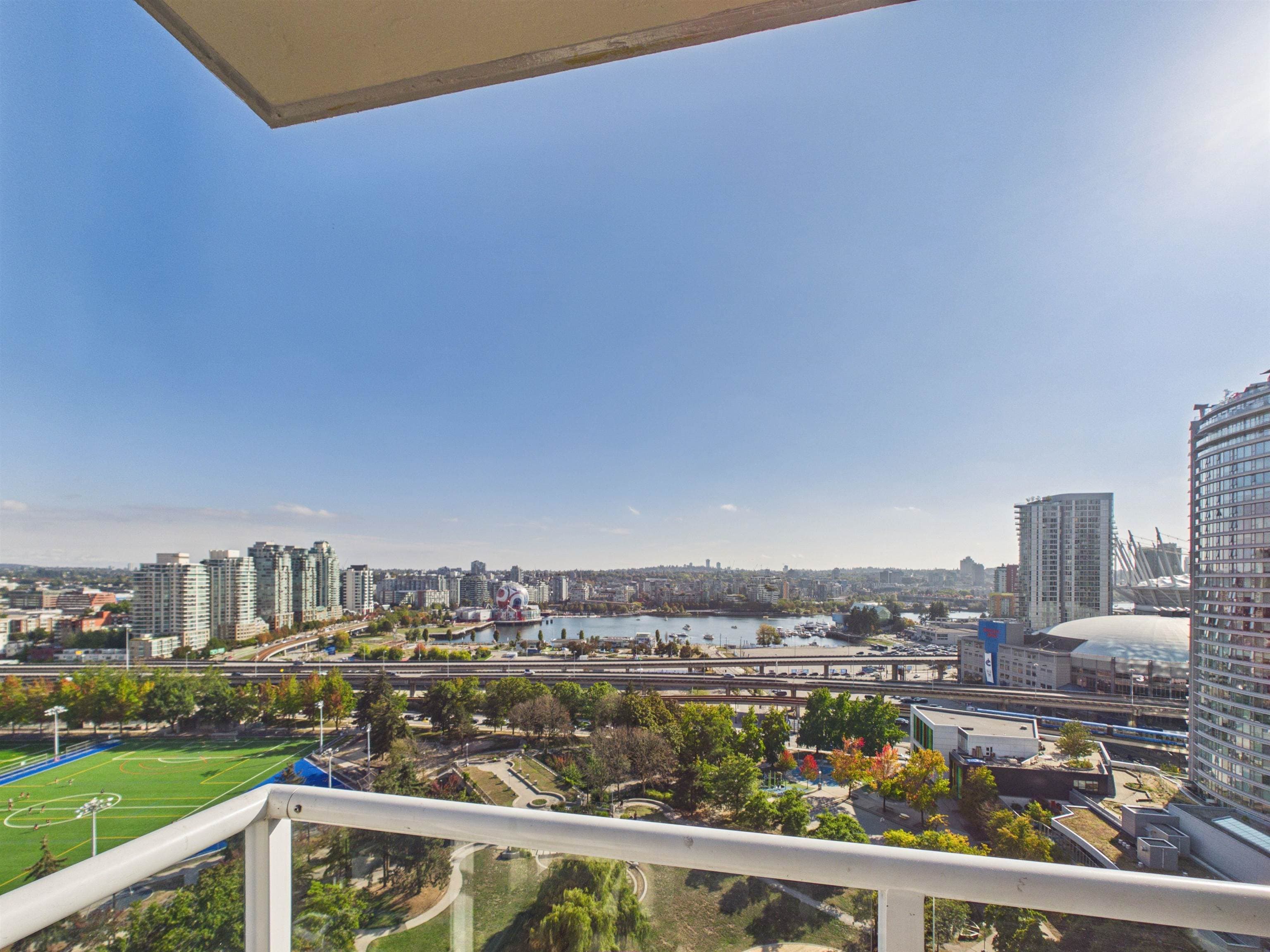2208 - 550 Taylor Street, Vancouver, V6B 1R1 — photo 4