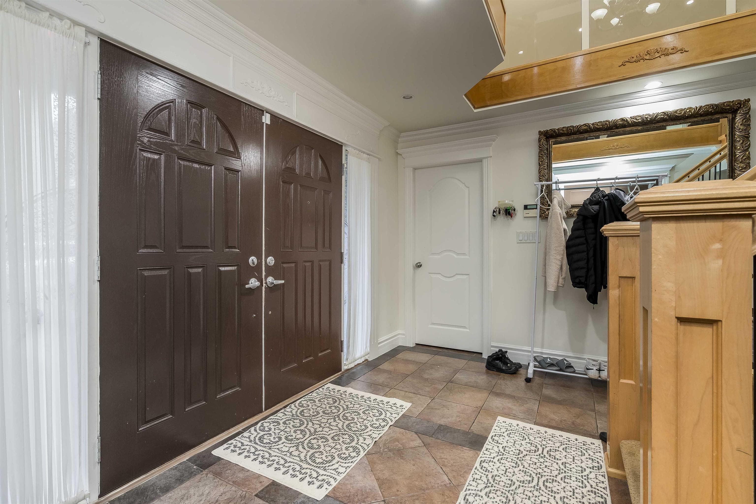 13027 68 Avenue, Surrey, V3W 2E5 — photo 3