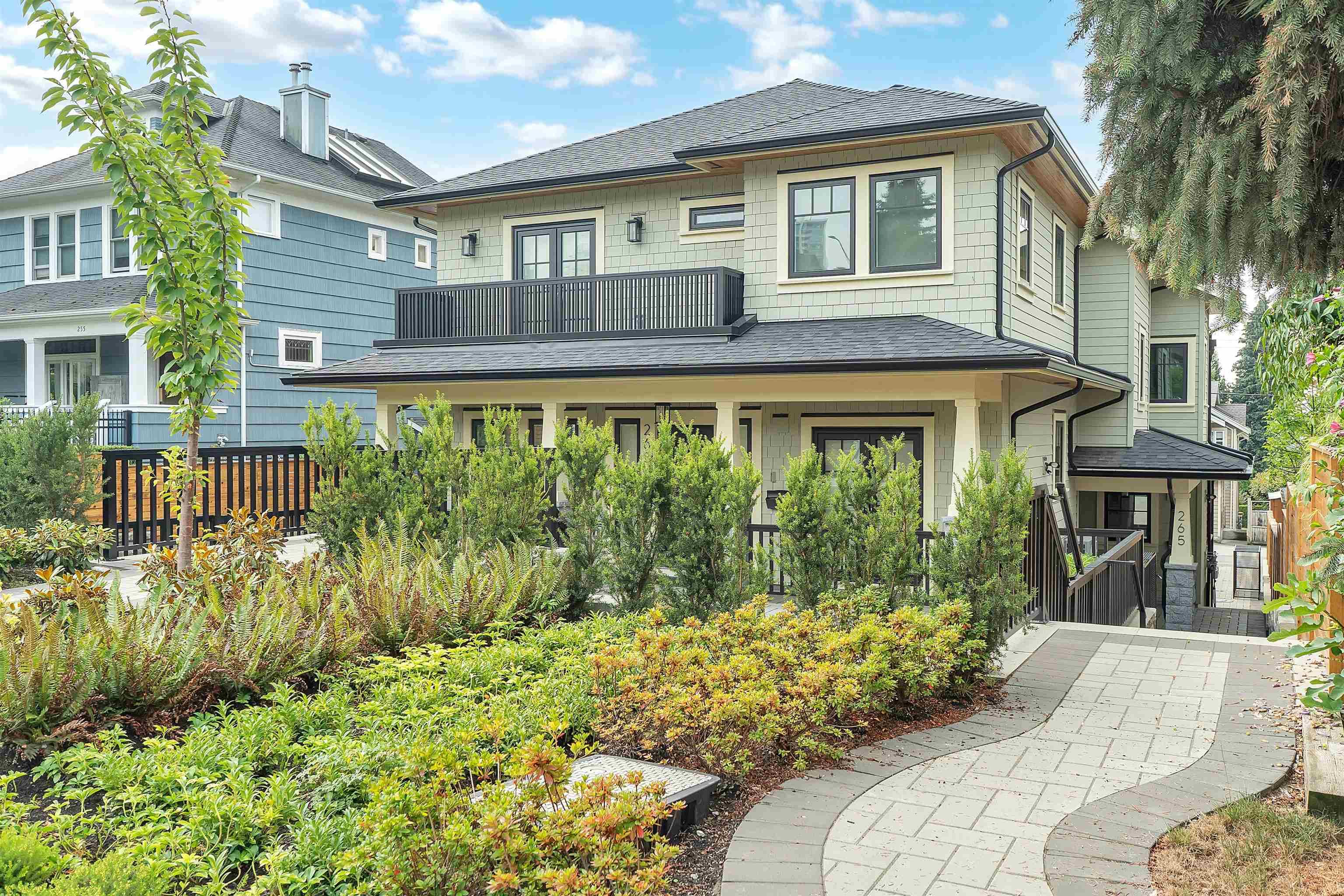 265 W 6th Street, North Vancouver, V7M 1K7 — photo 1