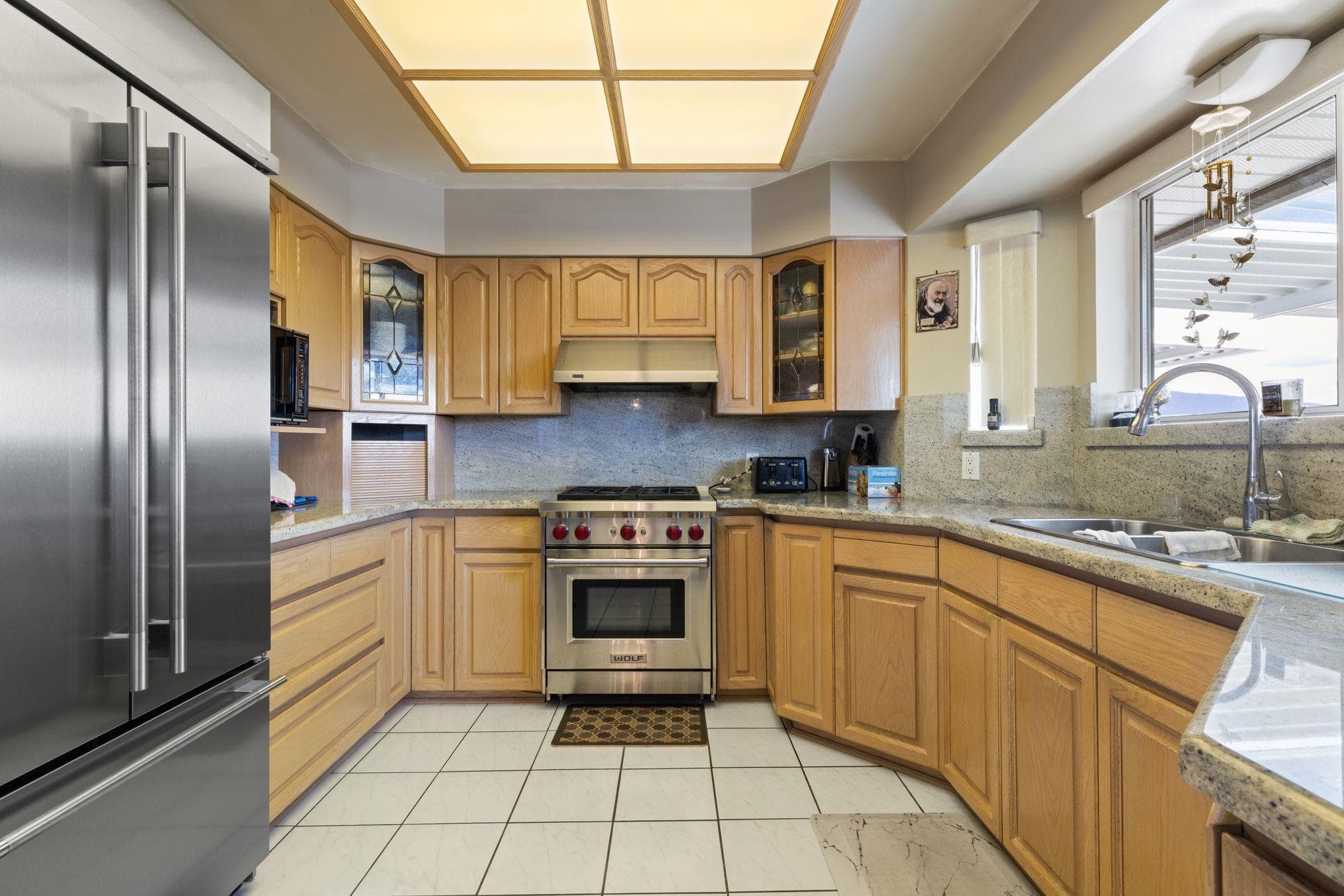 547 Tempe Crescent, North Vancouver, V7N 1E7 — photo 5