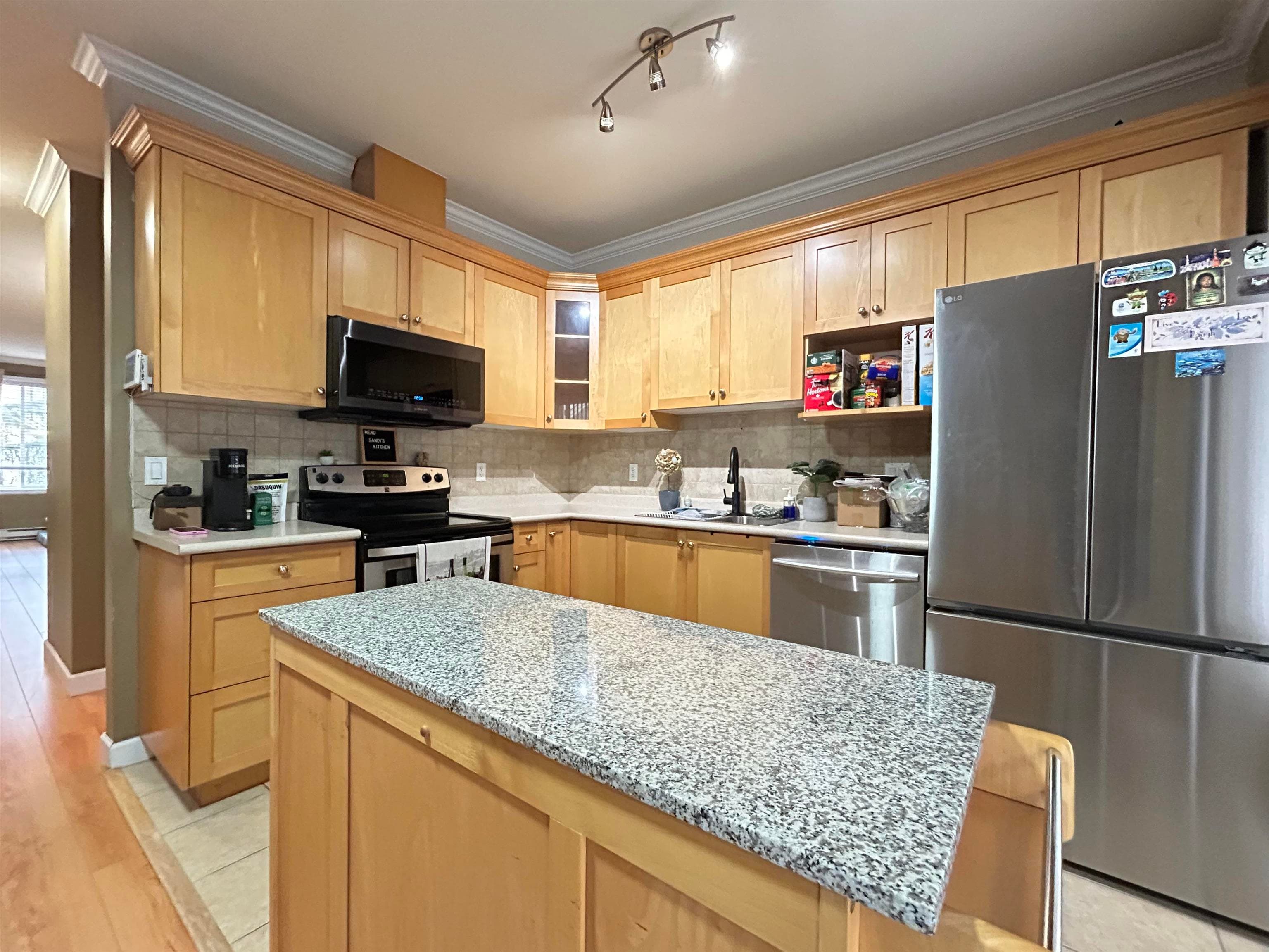 31 - 8633 159 Street, Surrey