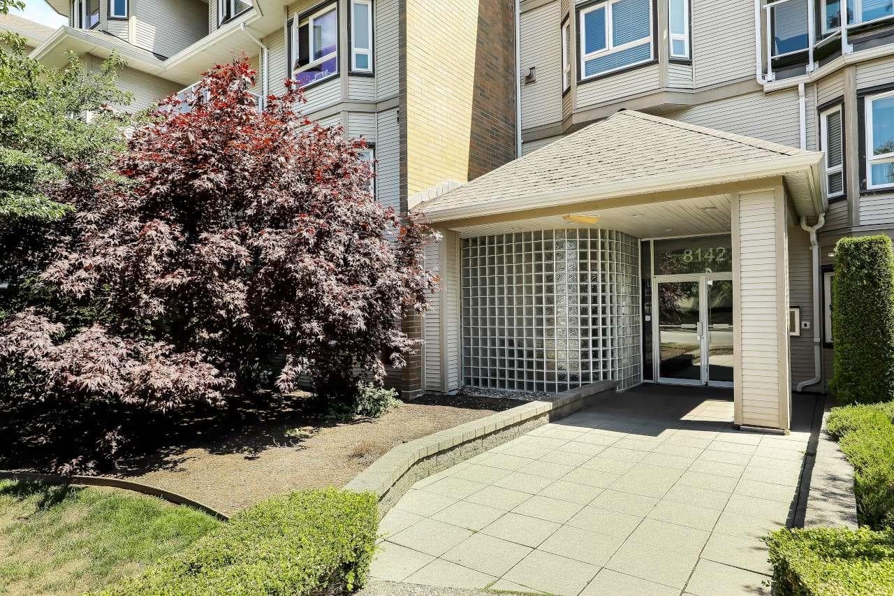 111 - 8142 120a Street, Surrey, V3W 0N1 — photo 4