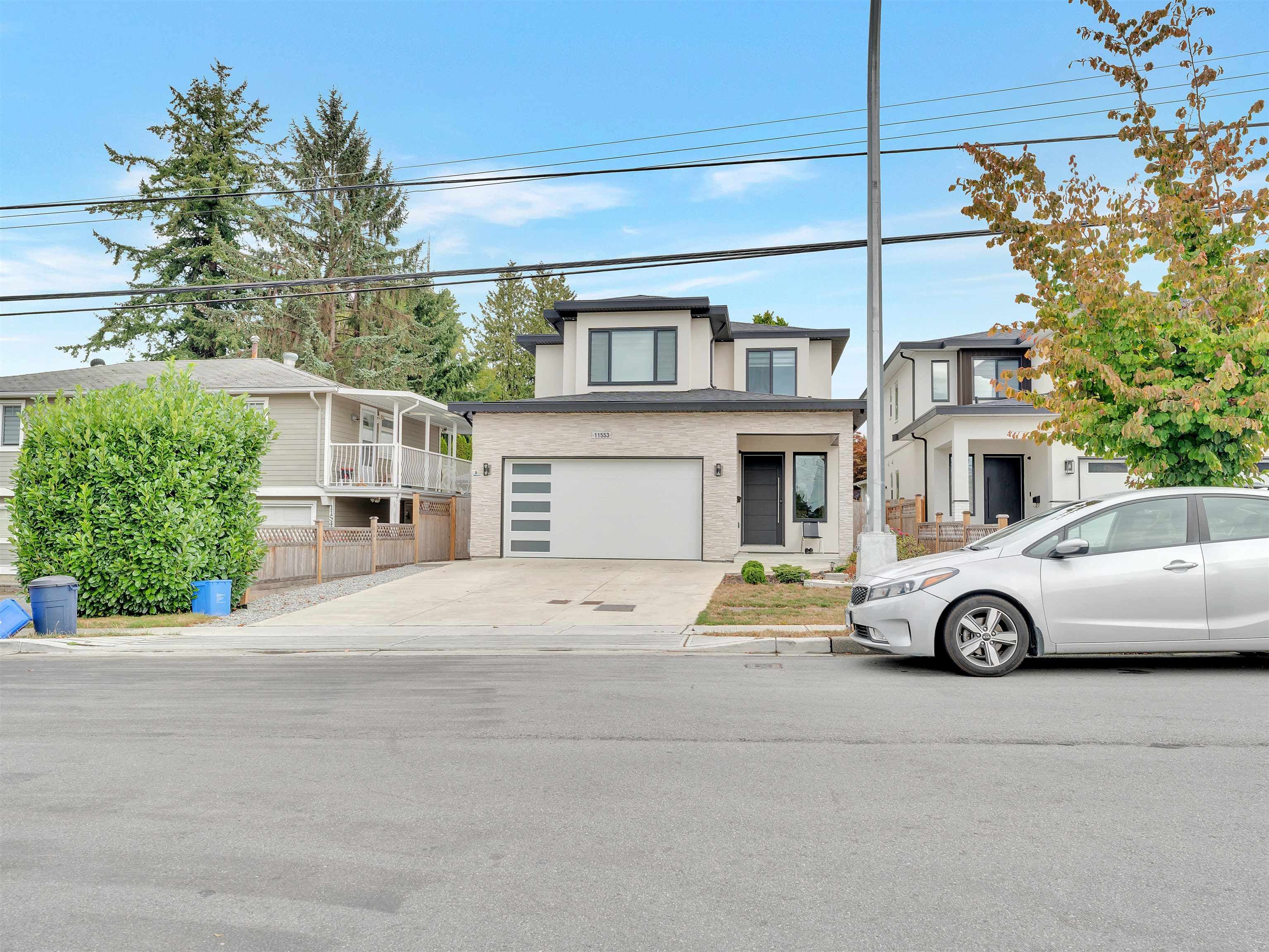 11553 75a Avenue, Delta, V4C 1H9 — photo 2