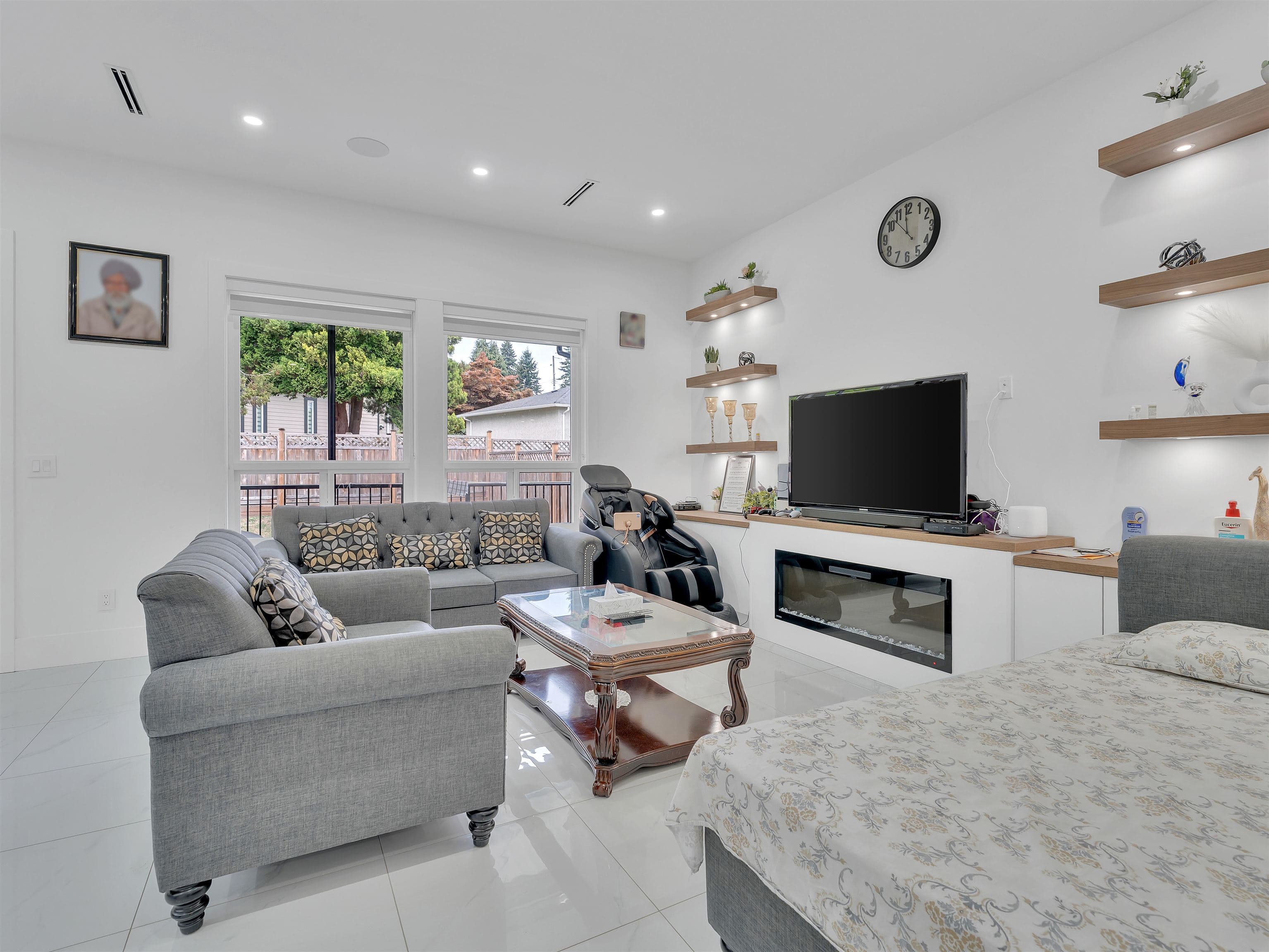 11553 75a Avenue, Delta, V4C 1H9 — photo 5
