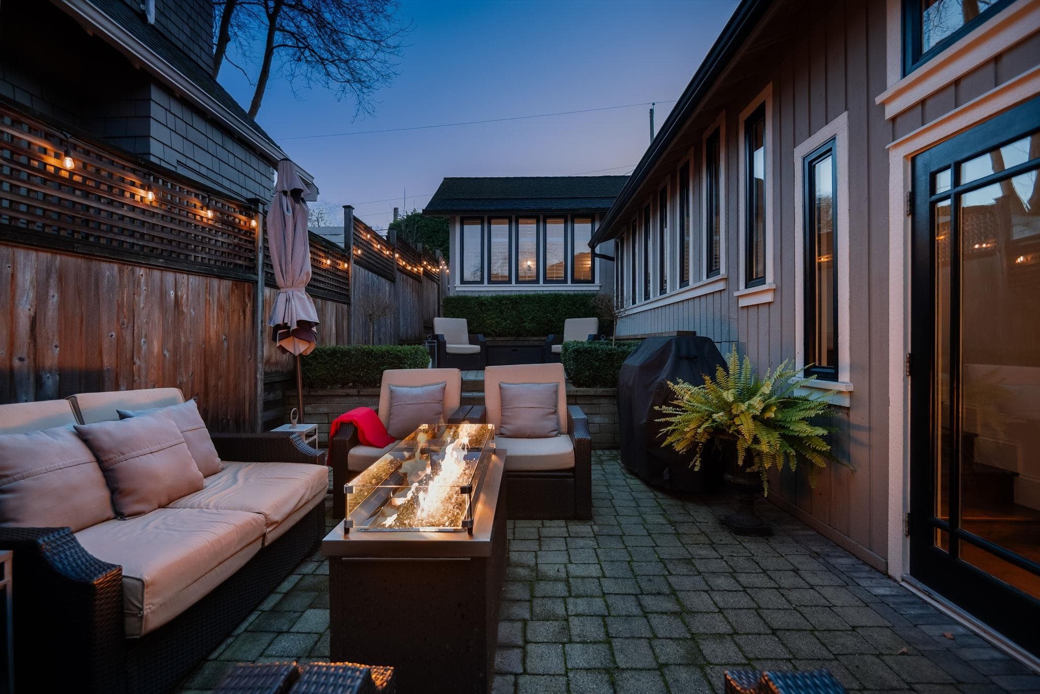 3814 W 11 Avenue, Vancouver, V6R 2K9 — photo 2