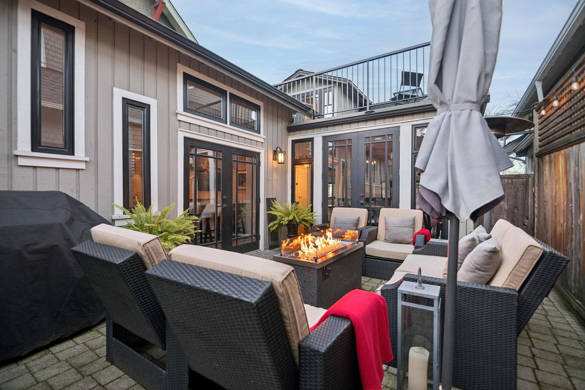 3814 W 11 Avenue, Vancouver, V6R 2K9 — photo 3