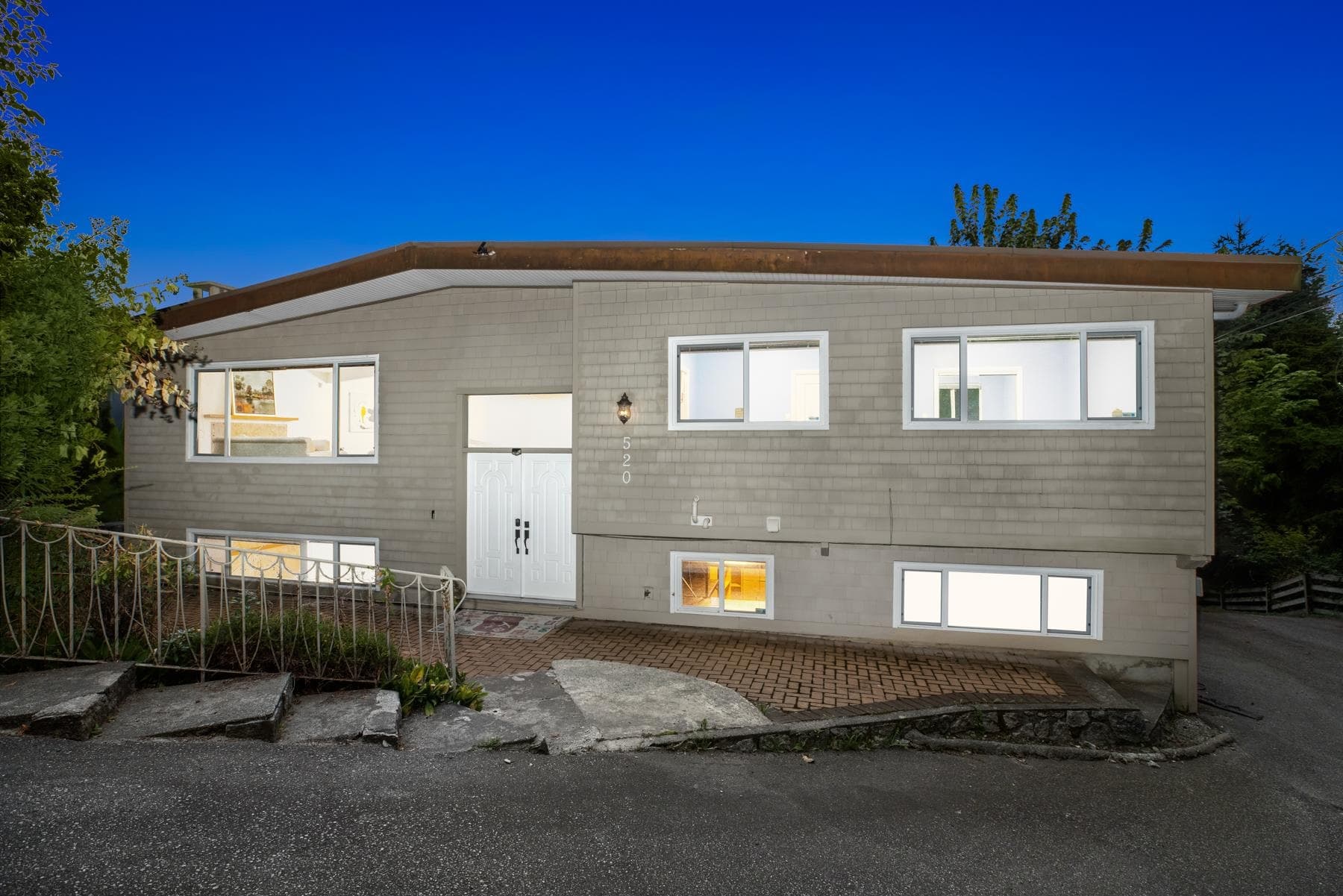 520 Ballantree Place, West Vancouver, V7S 1W5 — photo 1