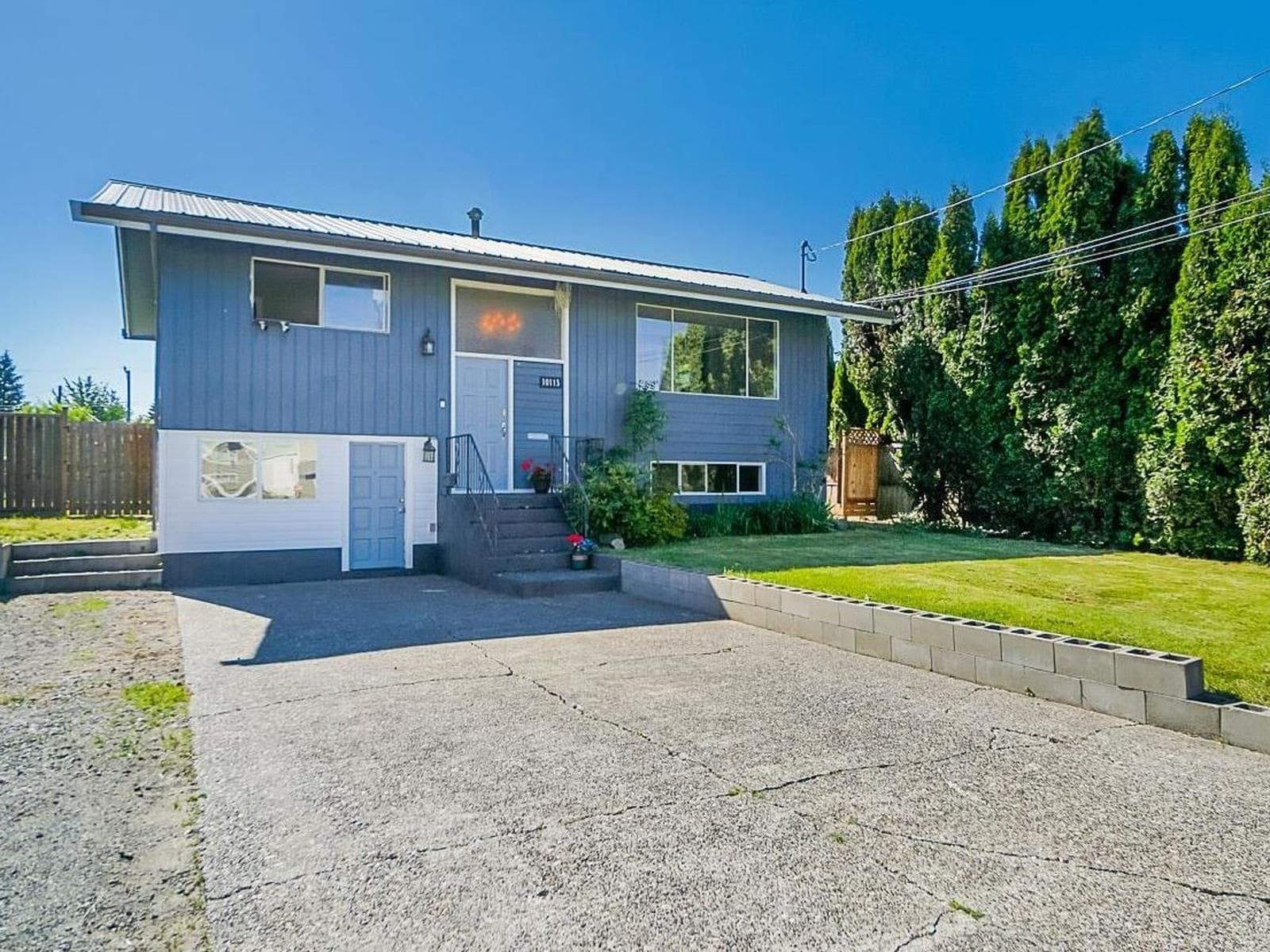 Lower - 10113 Manor Drive, Chilliwack