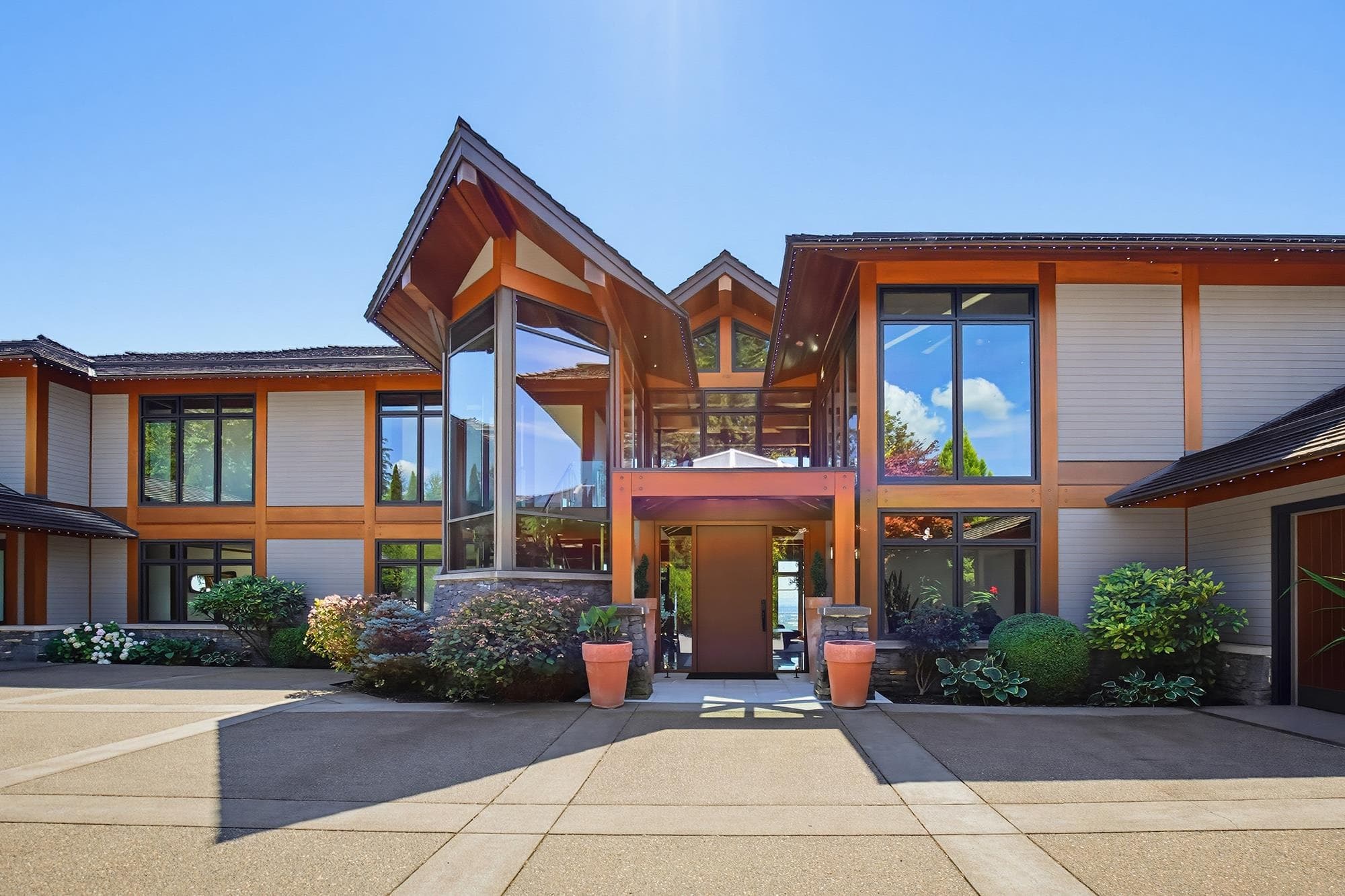 34869 Ferndale Avenue, Mission, V2V 7C8 — photo 1