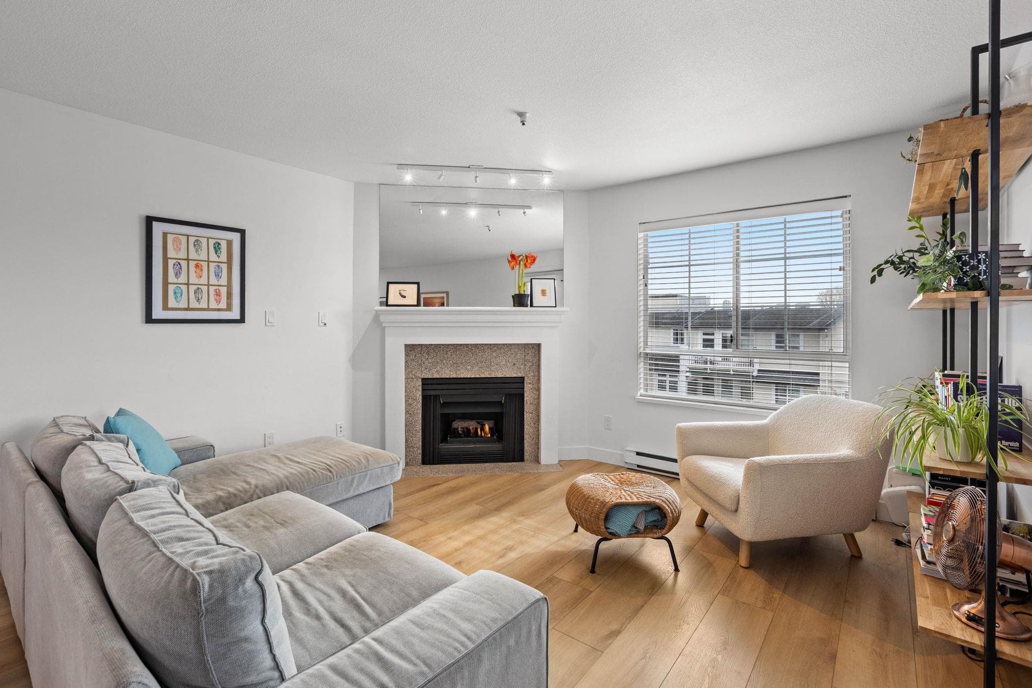 407 - 1950 E 11th Avenue, Vancouver, V5N 1Z2 — photo 2