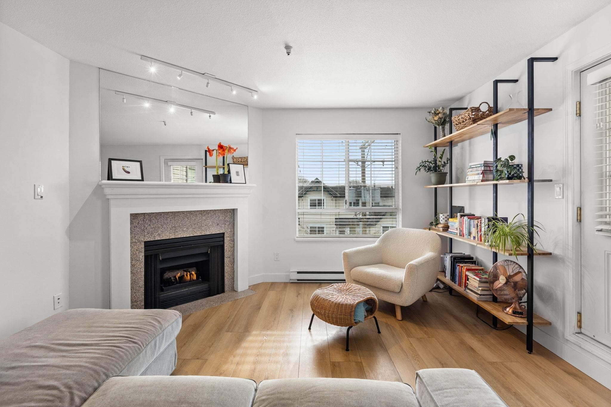 407 - 1950 E 11th Avenue, Vancouver, V5N 1Z2 — photo 3