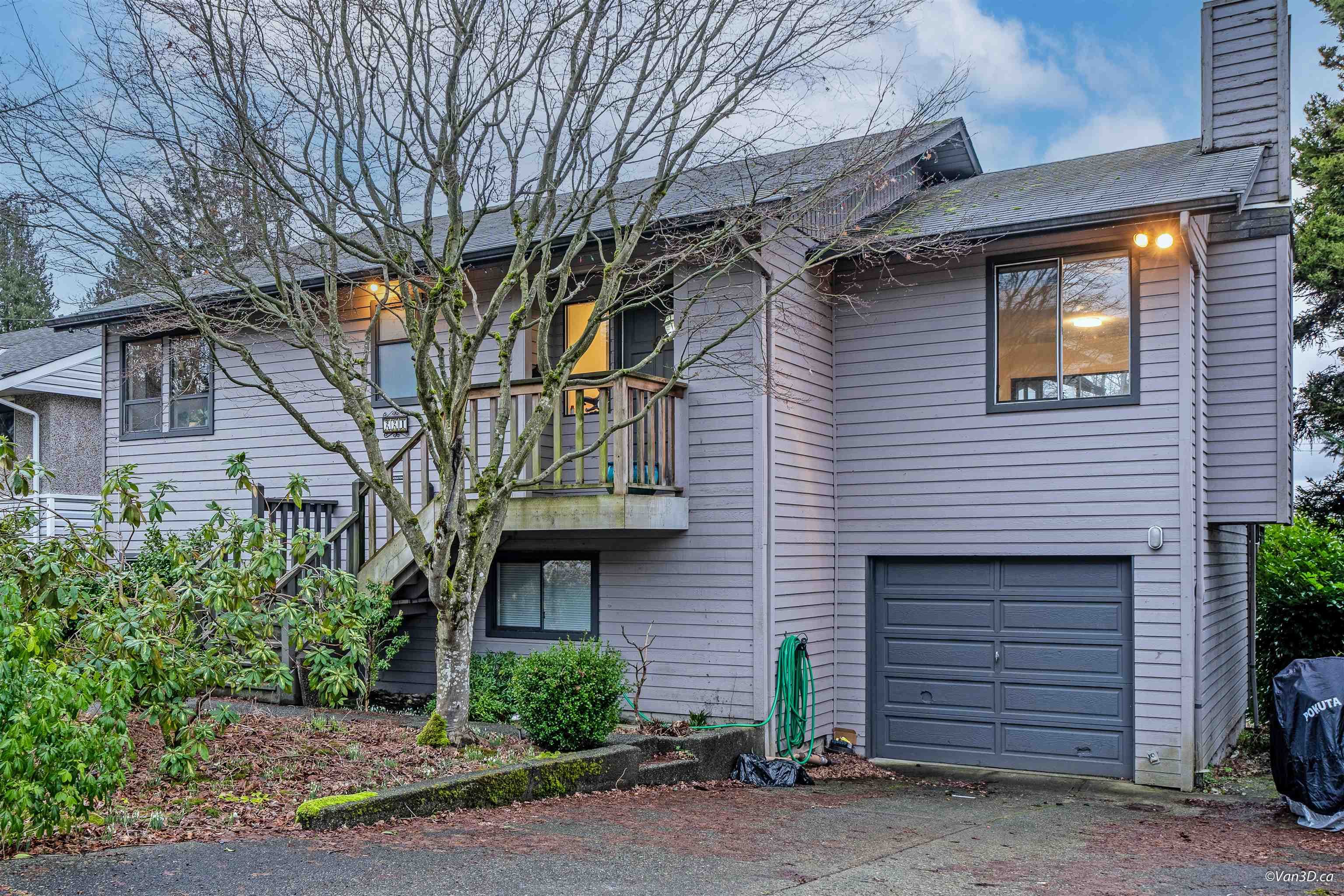 221 W 28th Street, North Vancouver, V7N 2H9 — photo 2