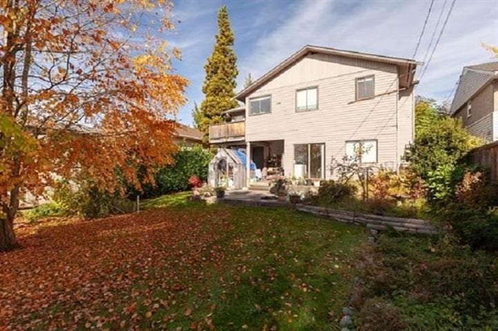 221 W 28th Street, North Vancouver, V7N 2H9 — photo 3