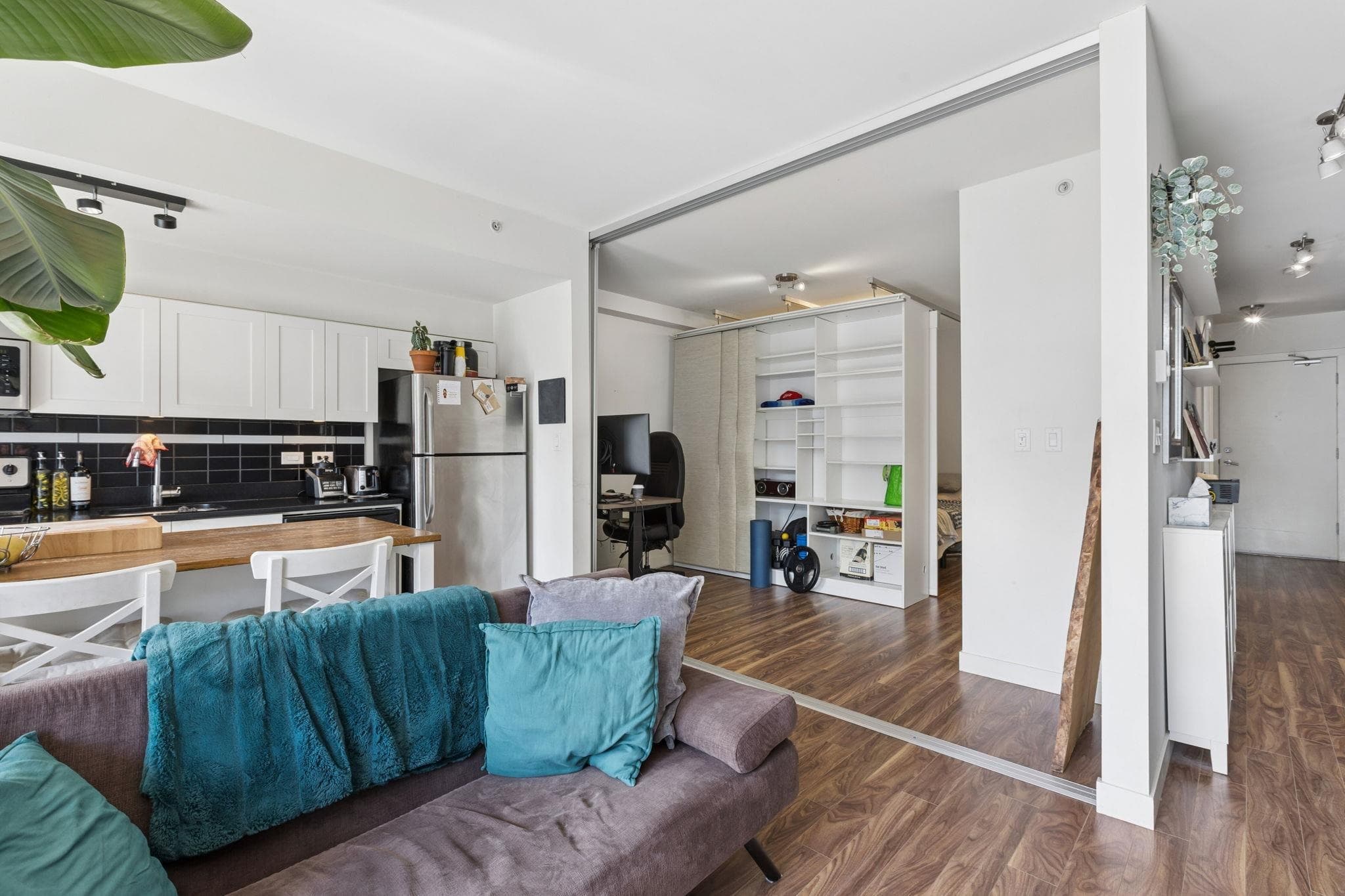406 - 2511 Quebec Street, Vancouver, V5T 0B6 — photo 5