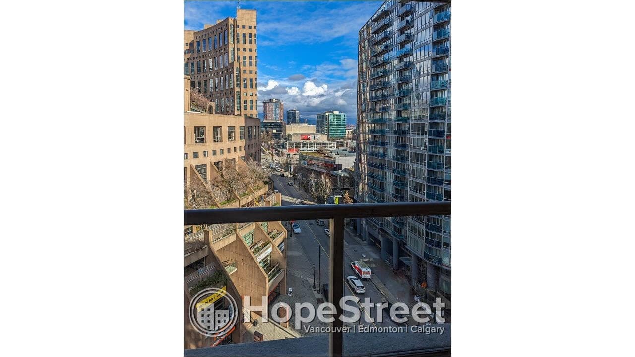 1202 - 819 Hamilton Street, Vancouver, V6B 6M2 — photo 5