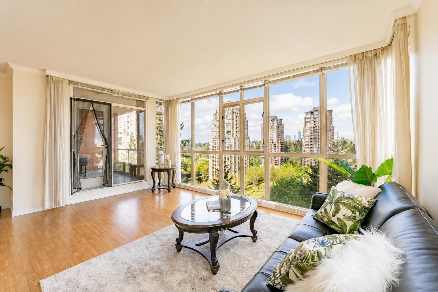 1104 - 6888 Station Hill Drive, Burnaby, V3N 4X5 — photo 2