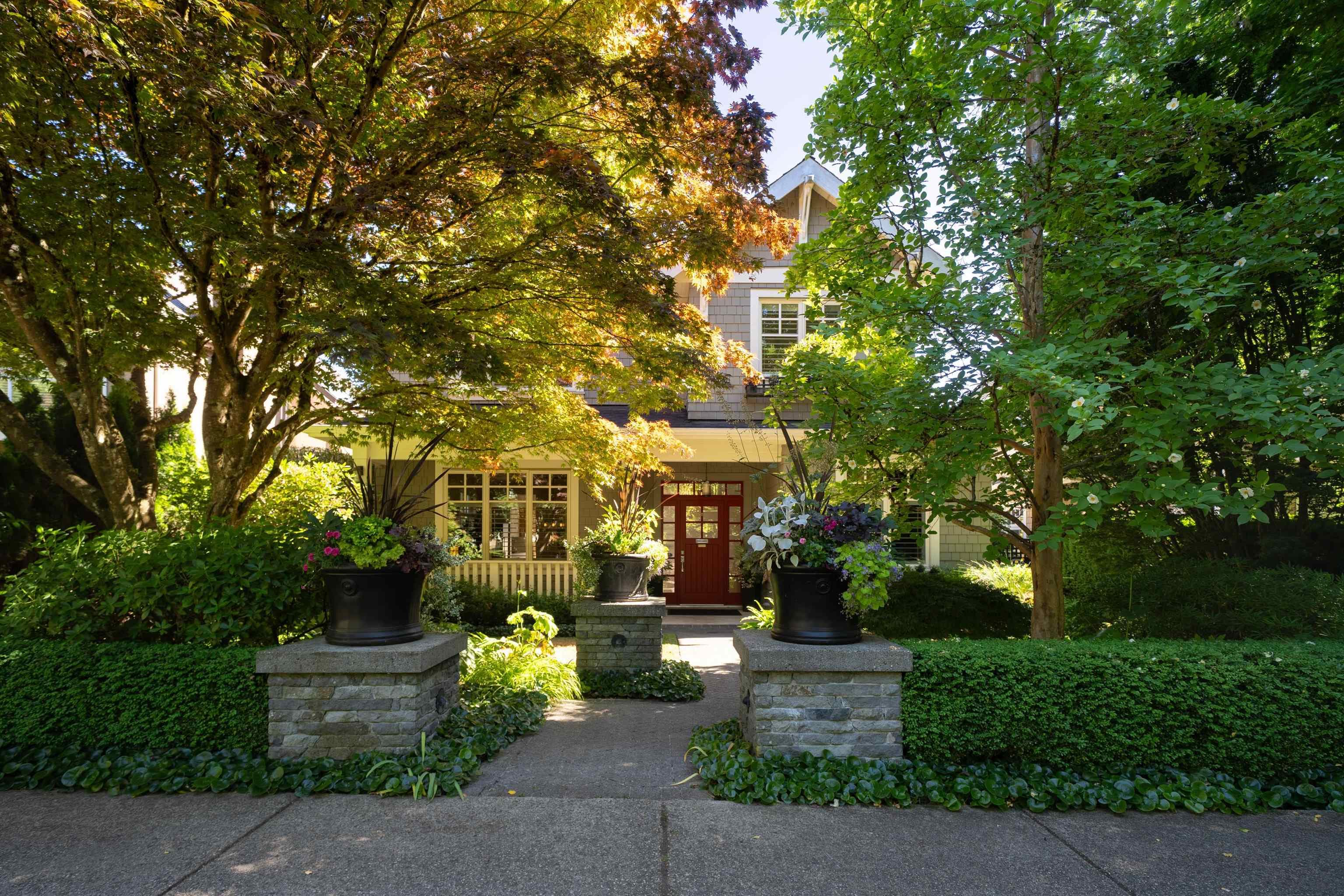 4256 W 14th Avenue, Vancouver, V6R 2X8 — photo 2