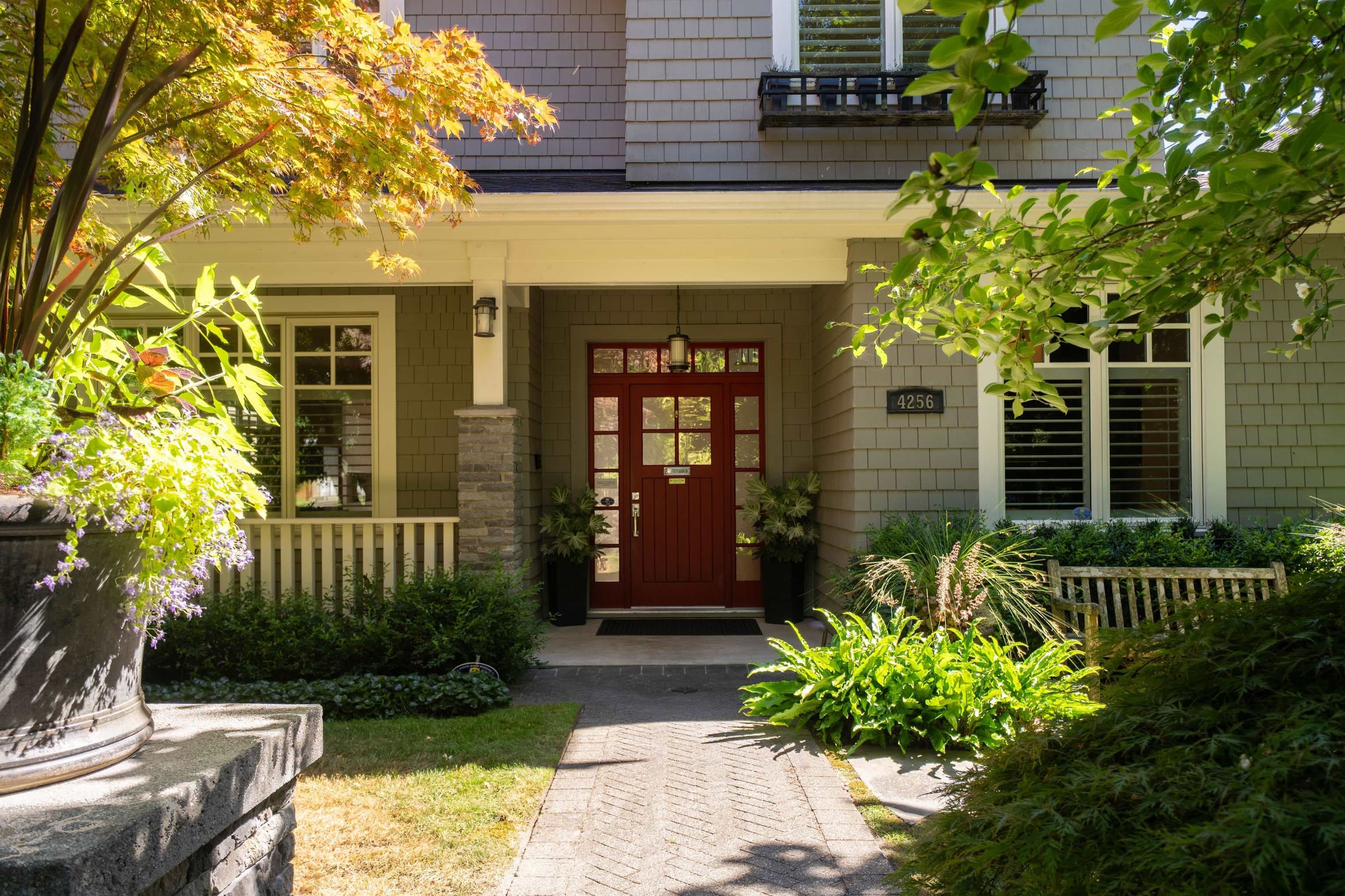 4256 W 14th Avenue, Vancouver, V6R 2X8 — photo 1