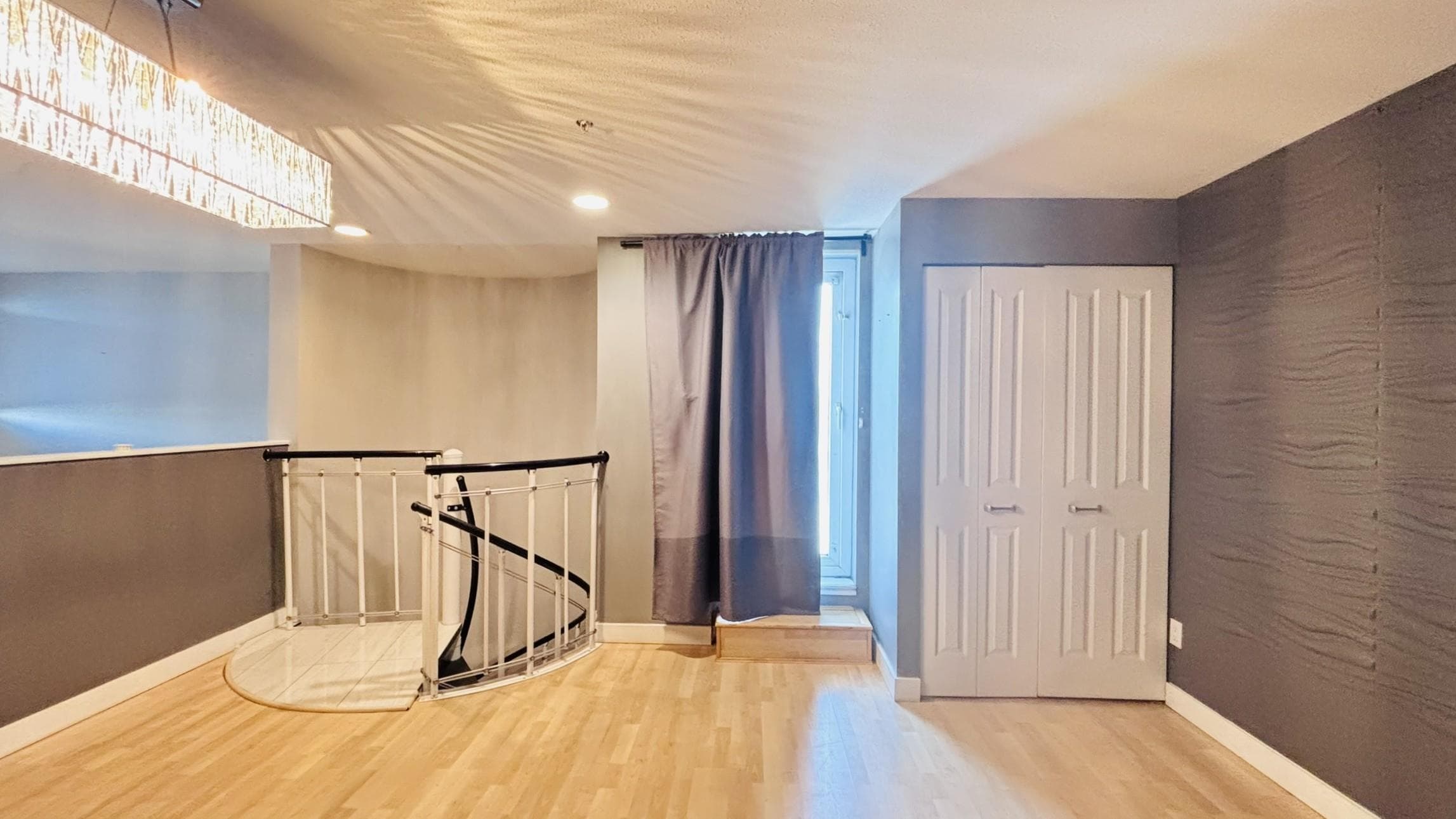 A421 - 2099 Lougheed Highway, Port Coquitlam, V3B 1A8 — photo 5