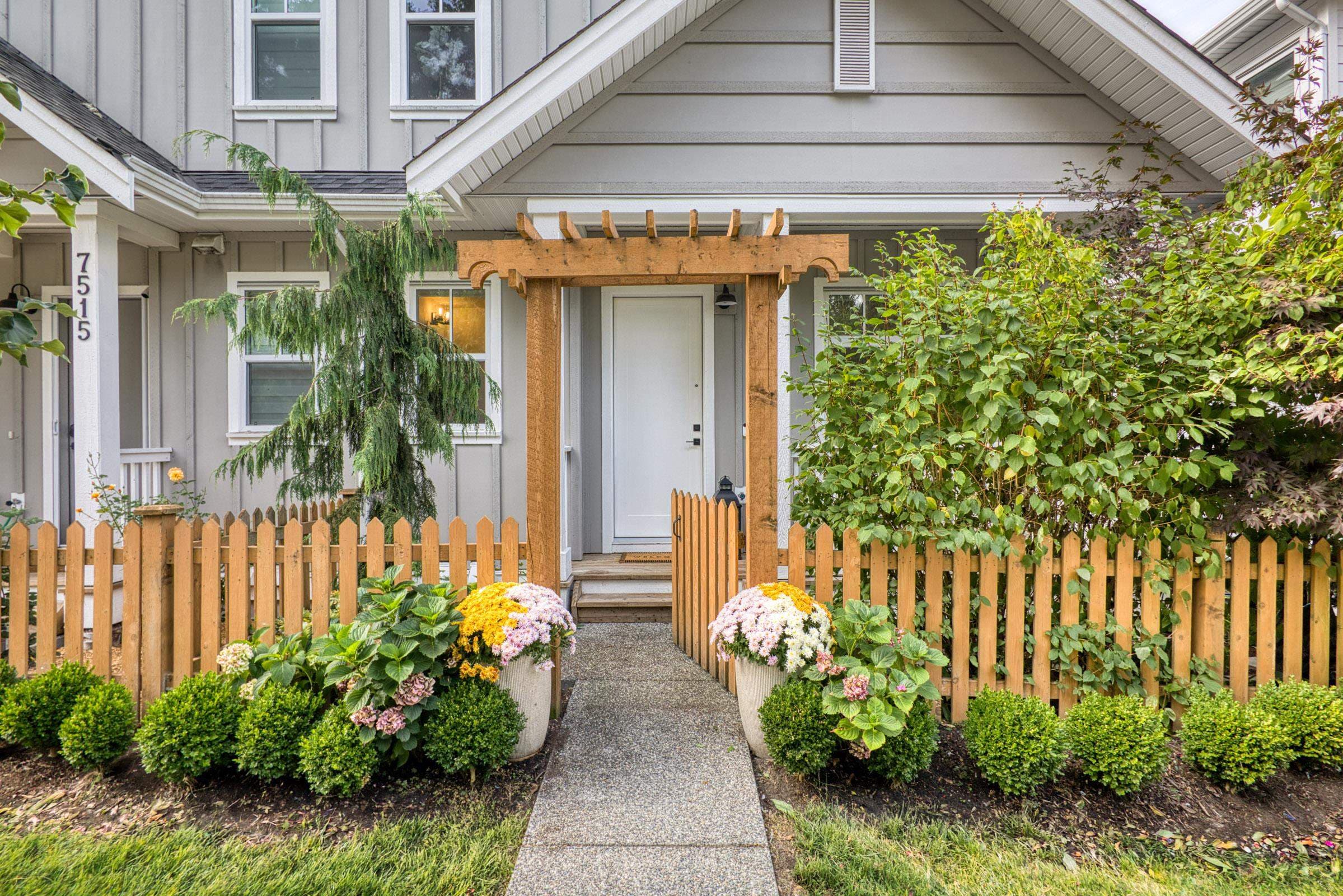7519 198b Street, Langley, V2Y 5K3 — photo 2