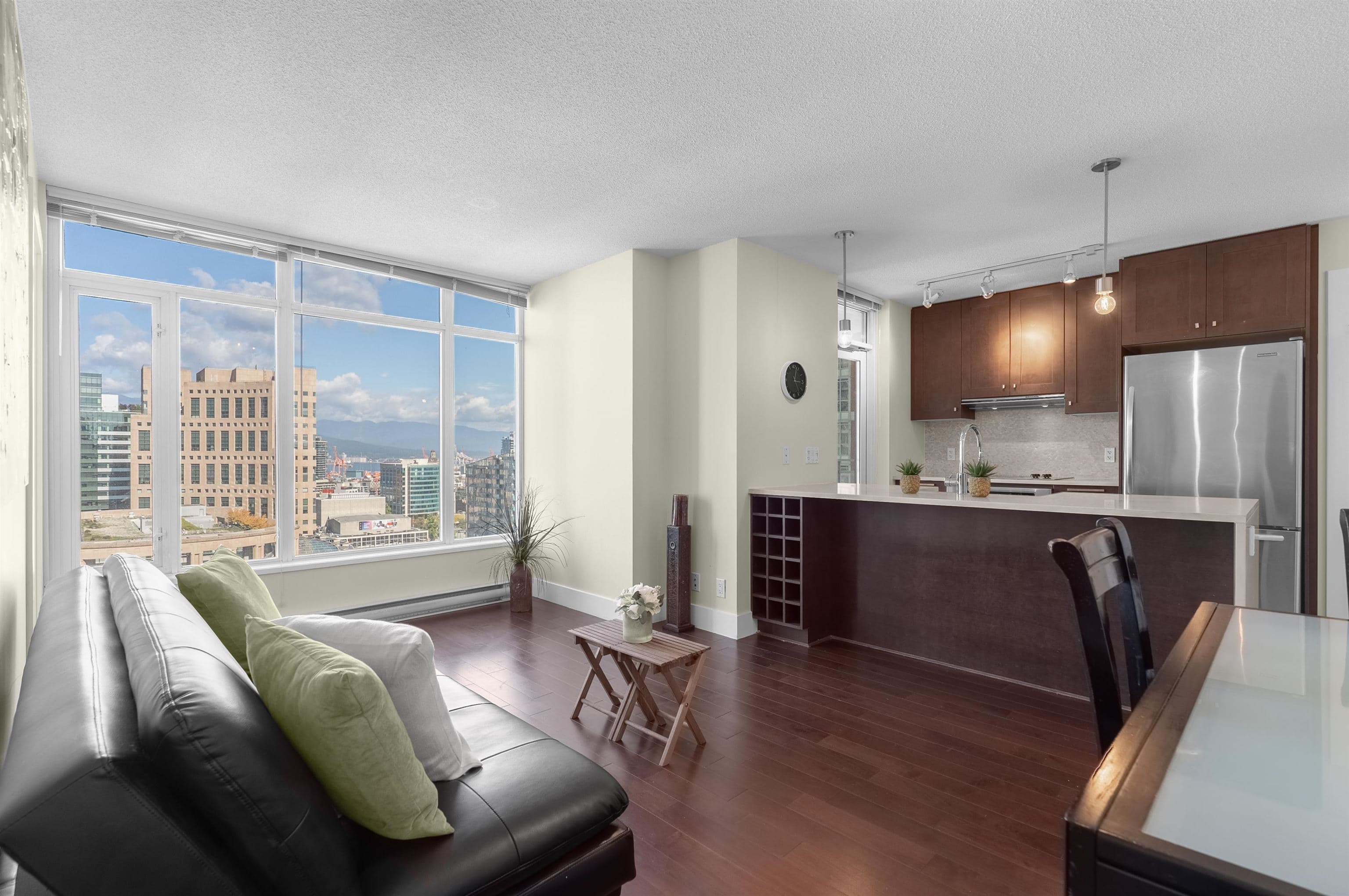 2504 - 888 Homer Street, Vancouver, V6B 0H7 — photo 4