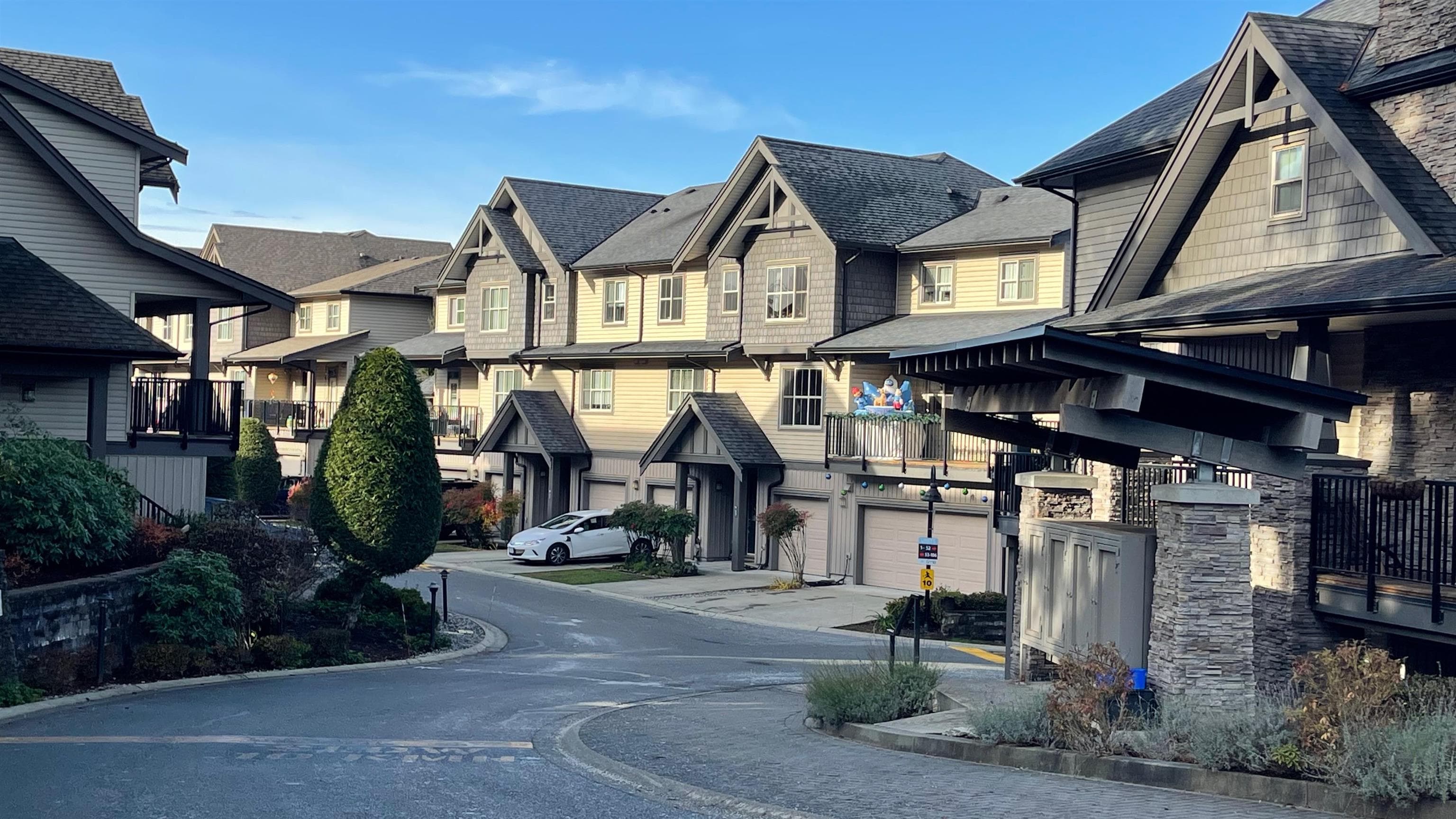 98 - 9525 204 Street, Langley