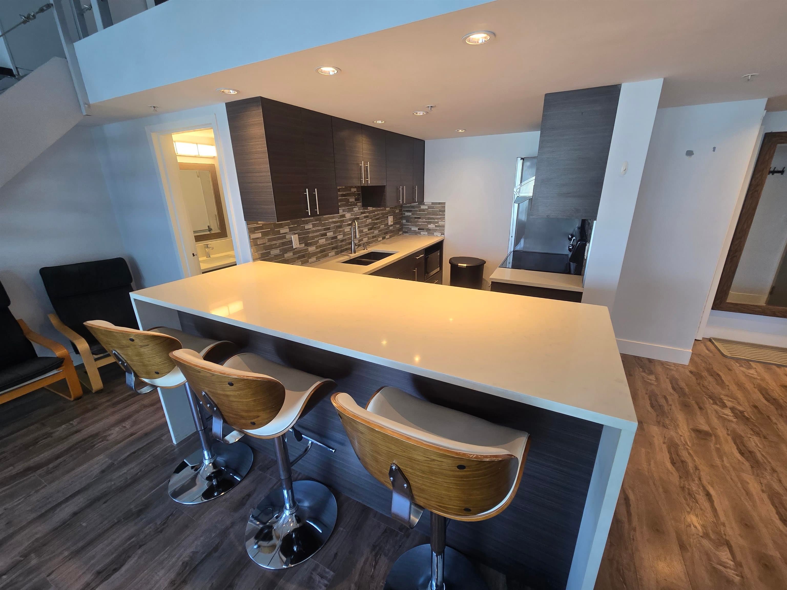 905 - 1238 Seymour Street, Vancouver, V6B 6J3 — photo 4