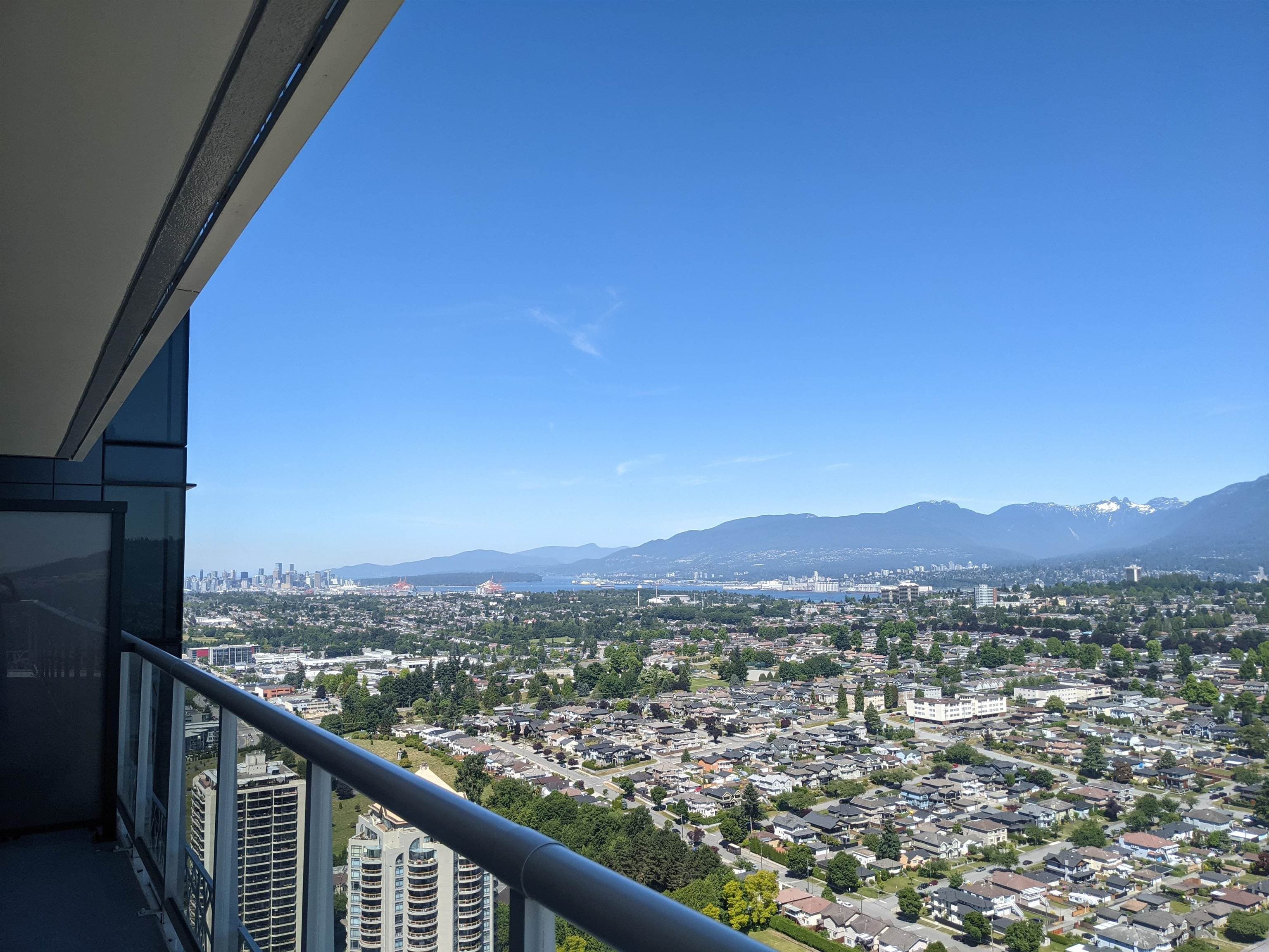 4312 - 4510 Halifax Way, Burnaby, V5C 0K4 — photo 1