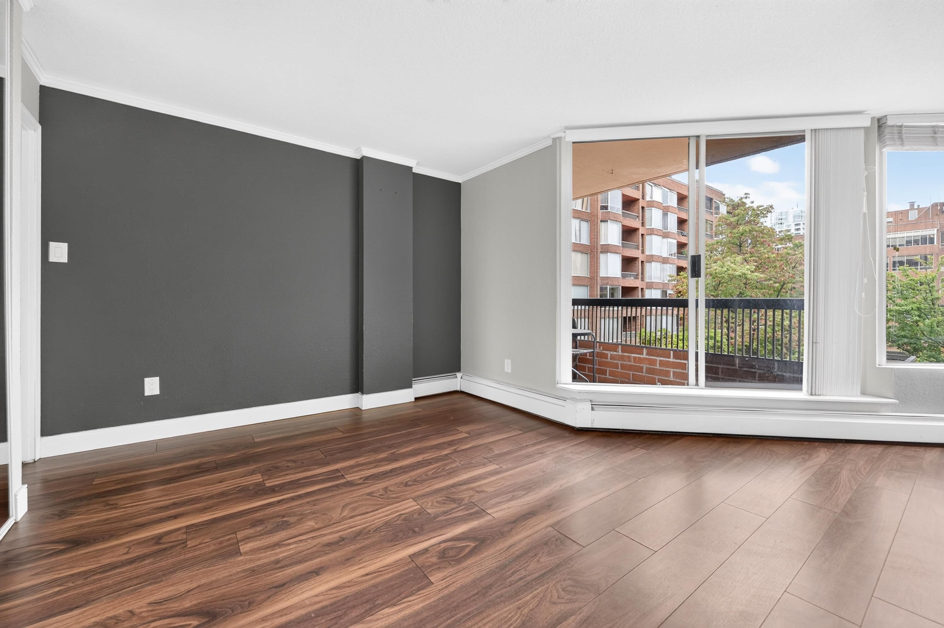 313 - 950 Drake Street, Vancouver, V6Z 2B9 — photo 2