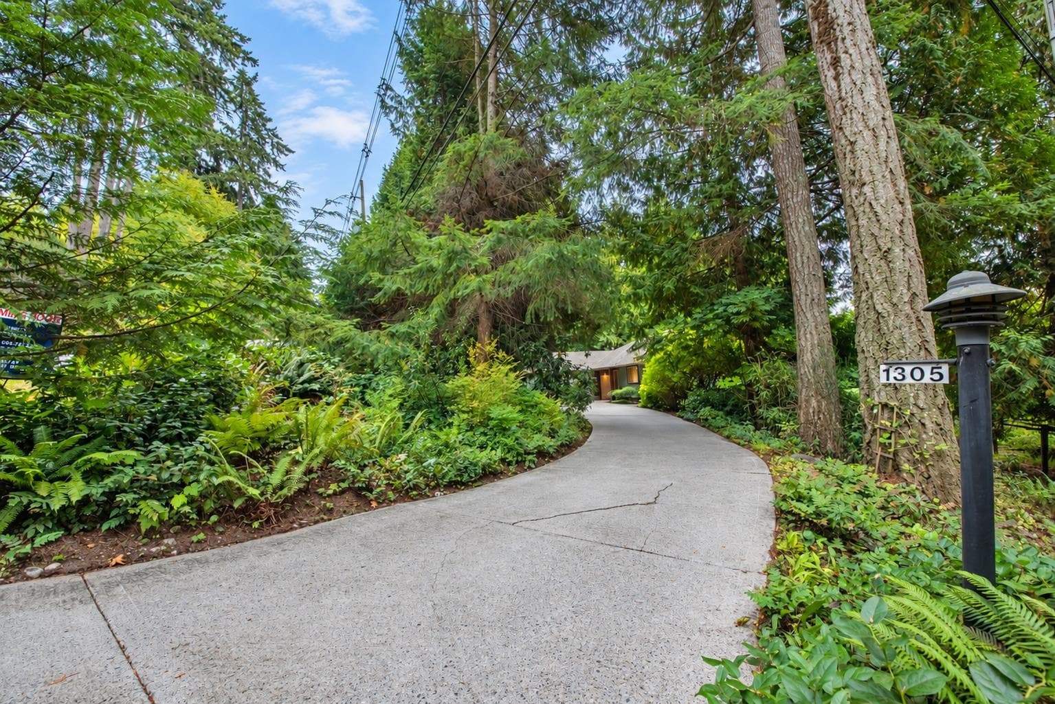 1305 Gower Point Road, Gibsons, V0N 1V3 — photo 2