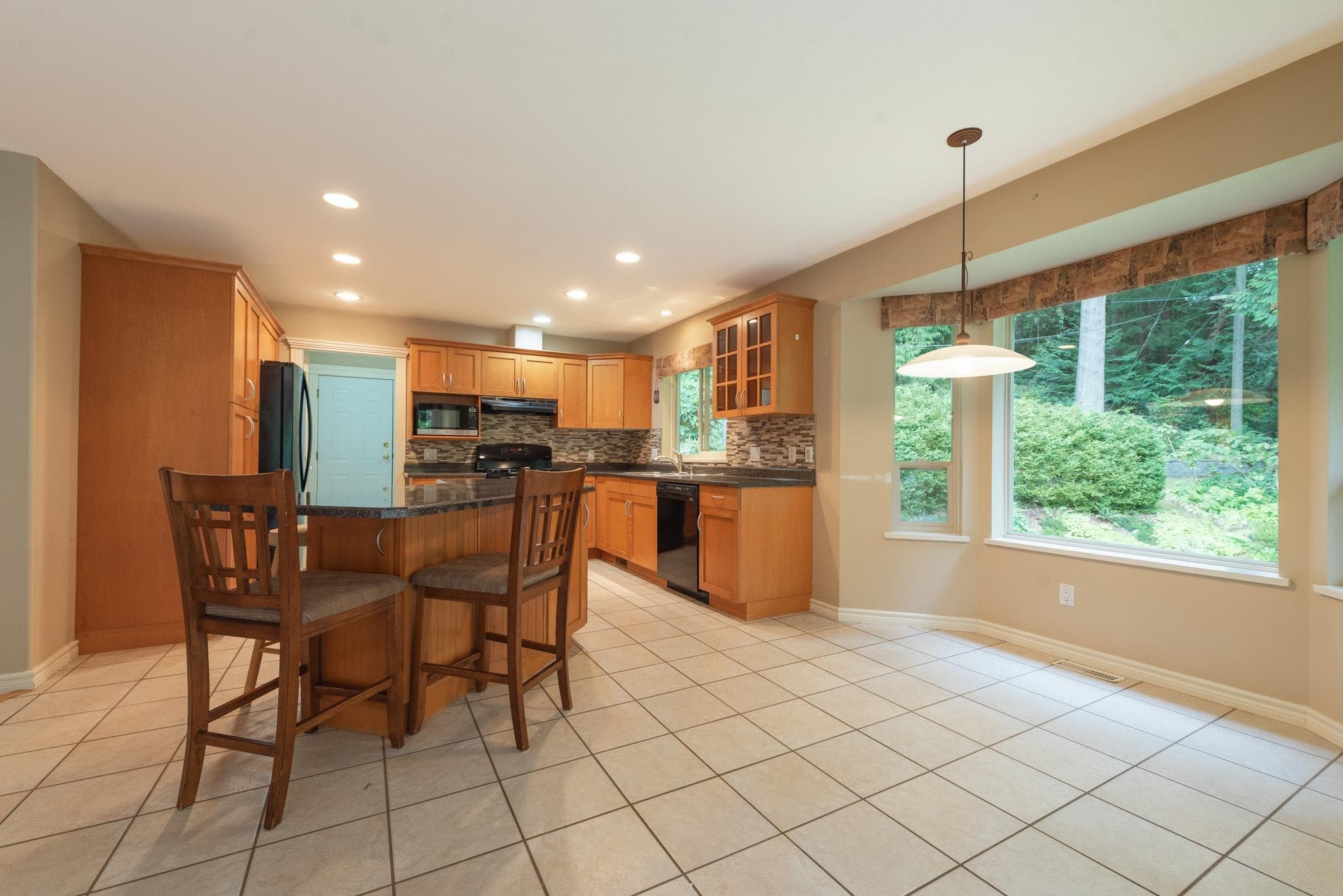 1305 Gower Point Road, Gibsons, V0N 1V3 — photo 5
