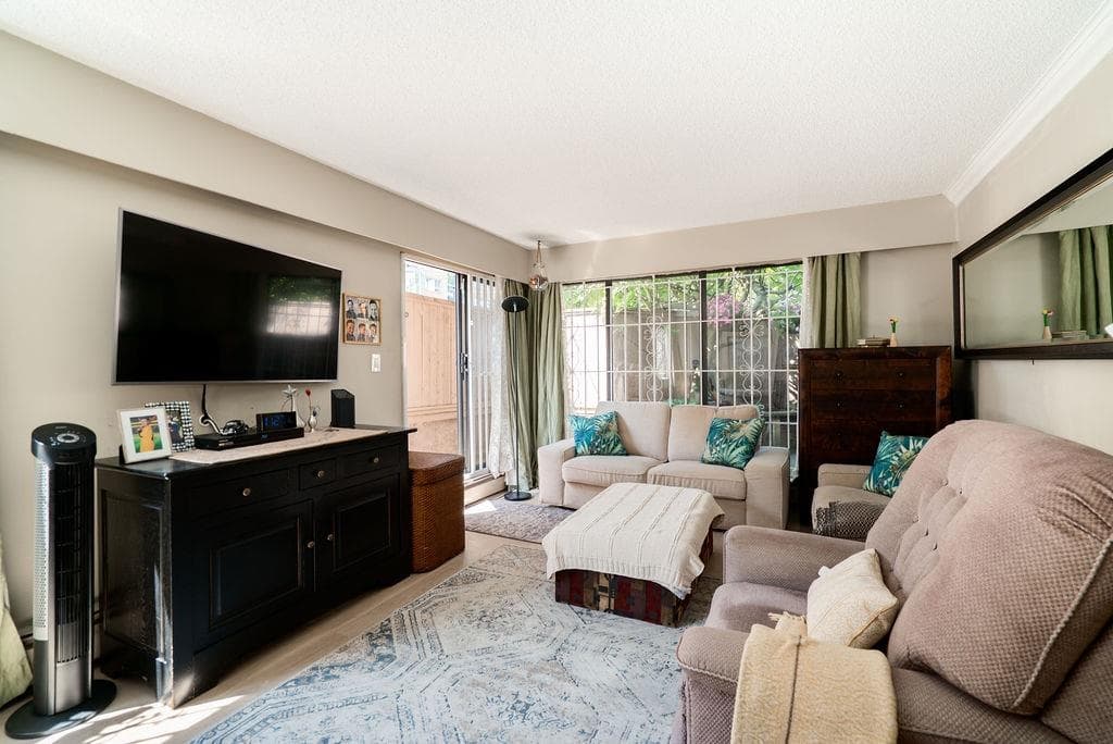 102 - 2190 W 8th Avenue, Vancouver, V6K 2A4 — photo 2