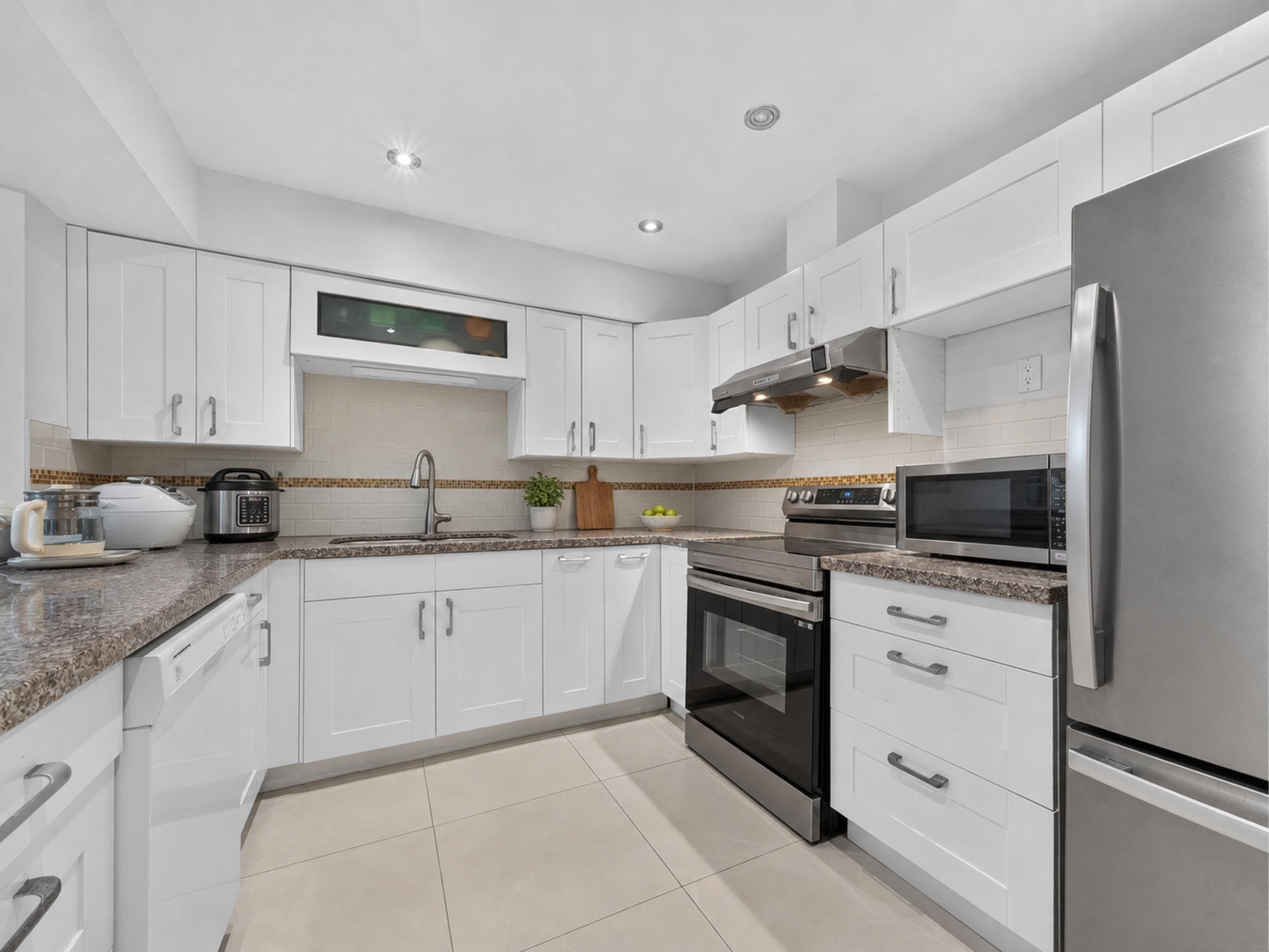 8 - 8031 General Currie Road, Richmond, V6Y 1L9 — photo 3