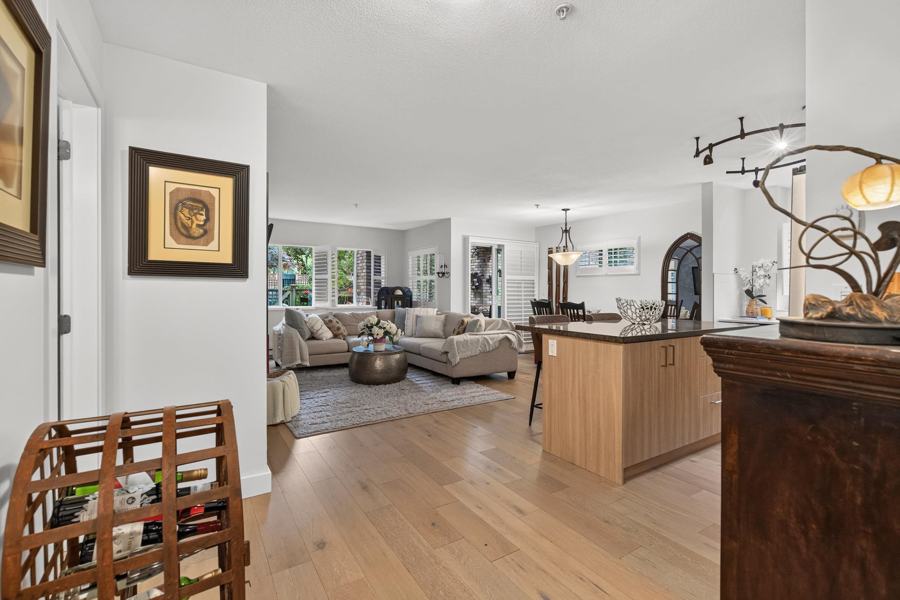 209 - 8717 160 Street, Surrey, V4N 5X7 — photo 4