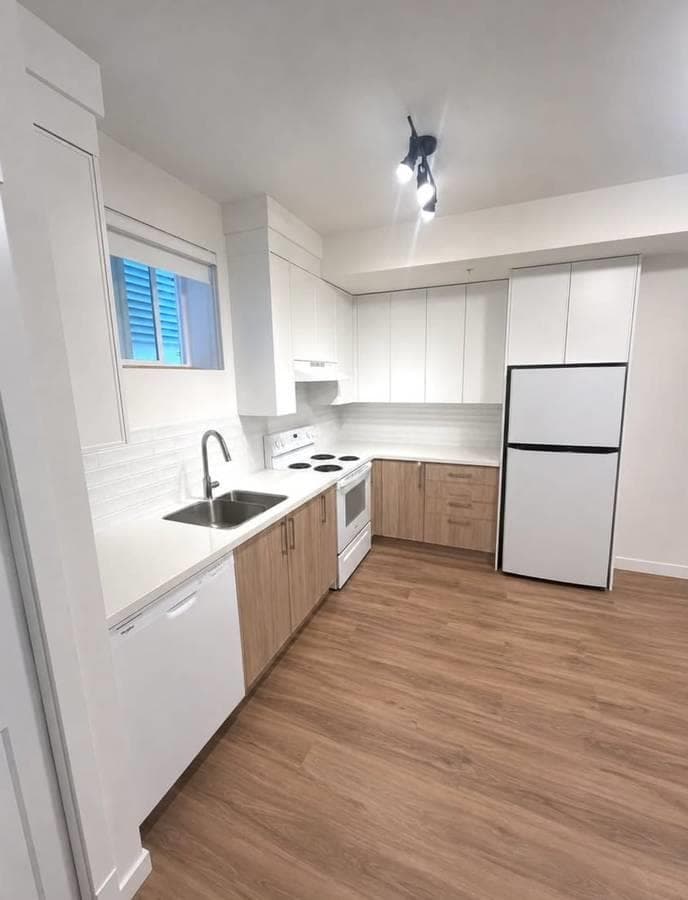 Suite - 11246 251a St, Maple Ridge, V2W 0K8 — photo 2