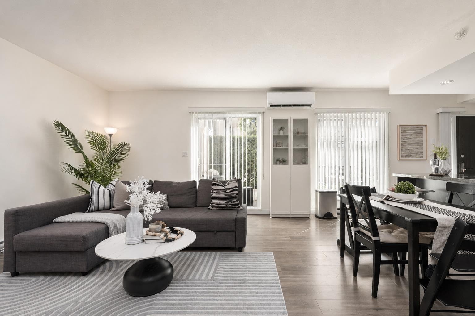 103 - 2232 Douglas Road, Burnaby, V5C 0G9 — photo 3