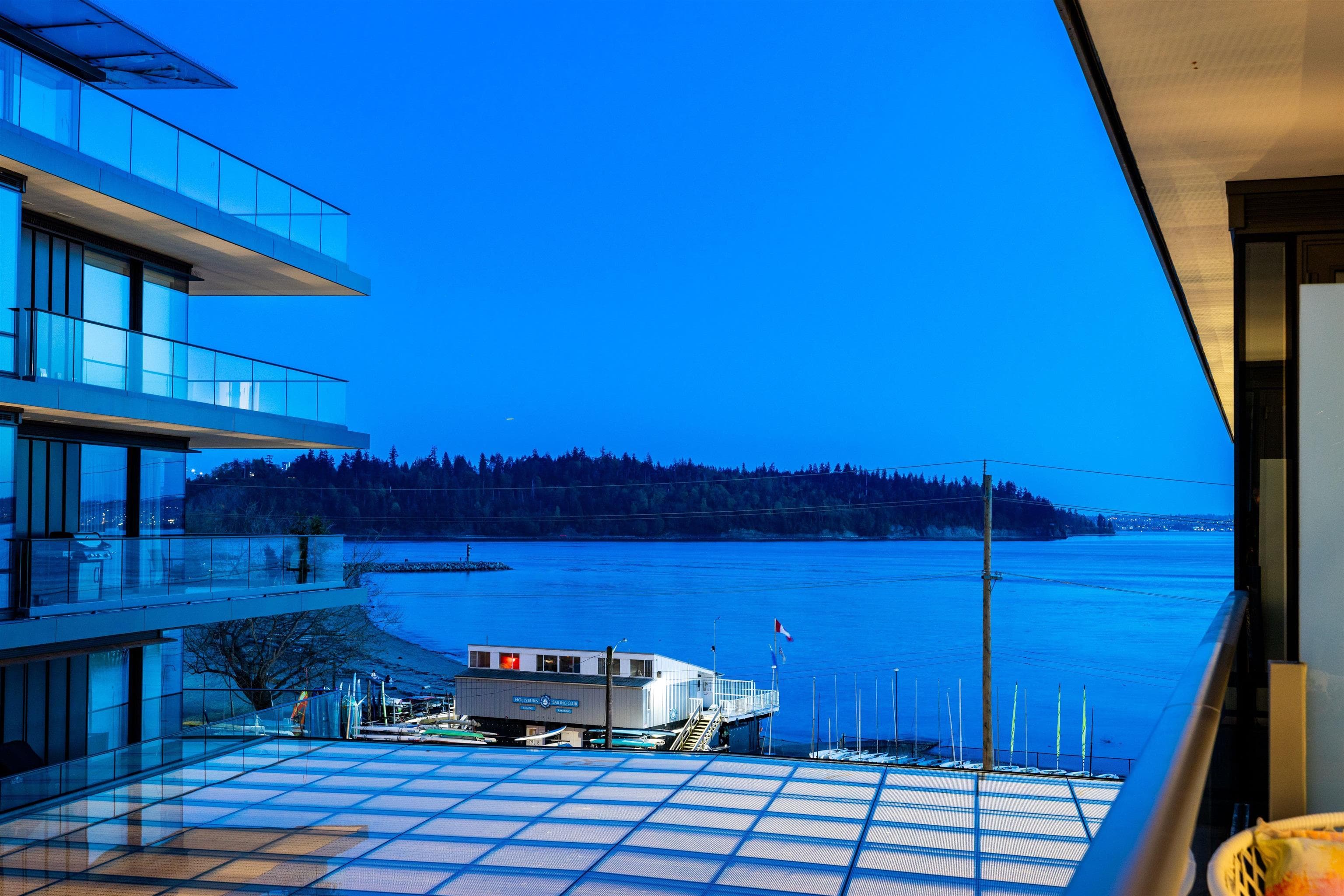 402 - 1355 Bellevue Avenue, West Vancouver