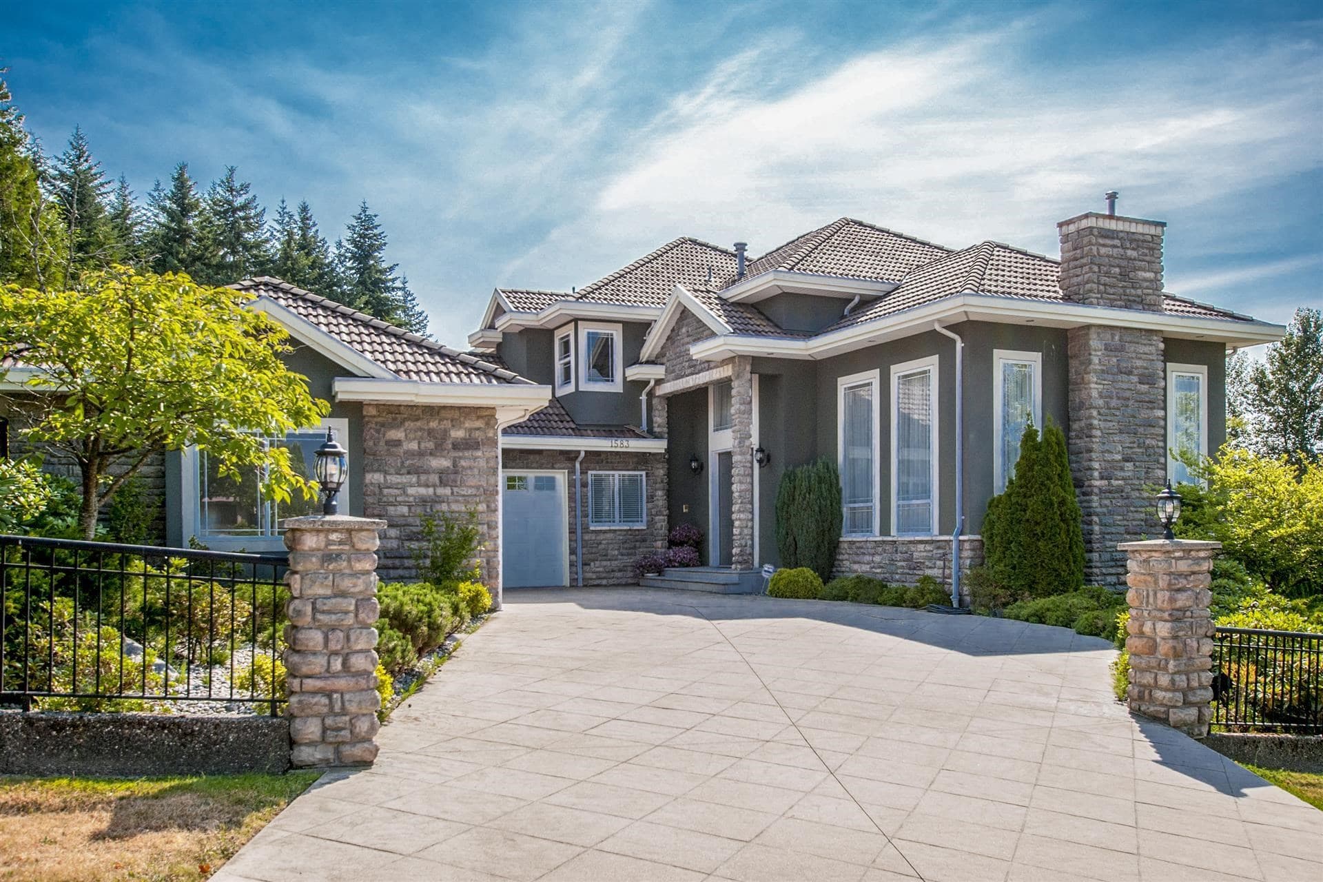 1583 Parkway Boulevard, Coquitlam