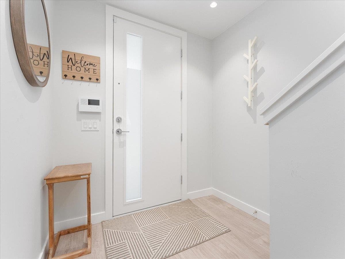 Townhouse - 2728 Acadia Road, Vancouver