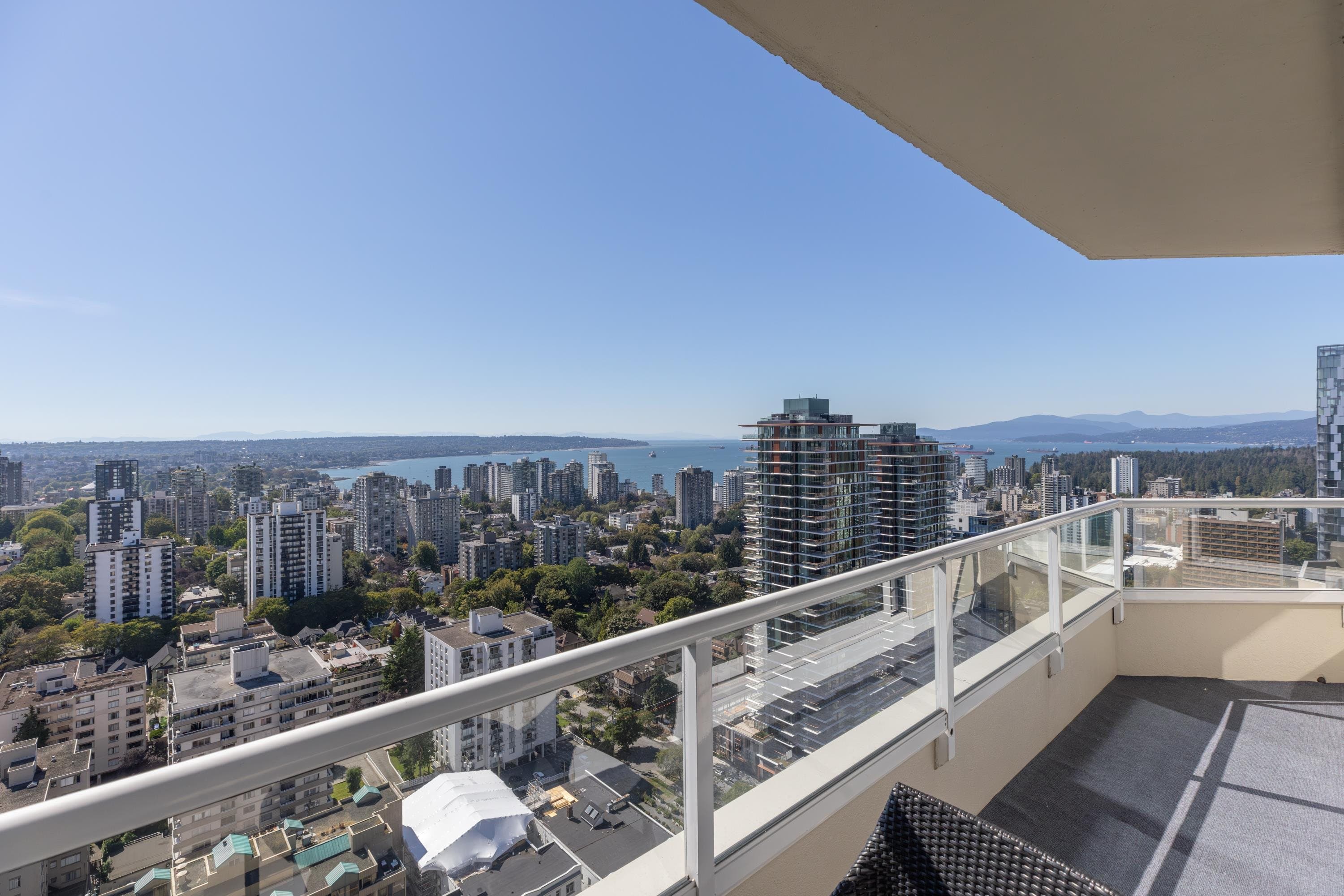 3103 - 717 Jervis Street, Vancouver, V6E 4L5 — photo 2