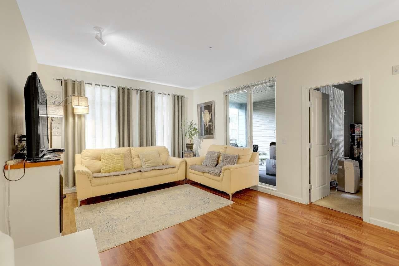 229 - 15380 102a Avenue, Surrey, V3R 0B3 — photo 3