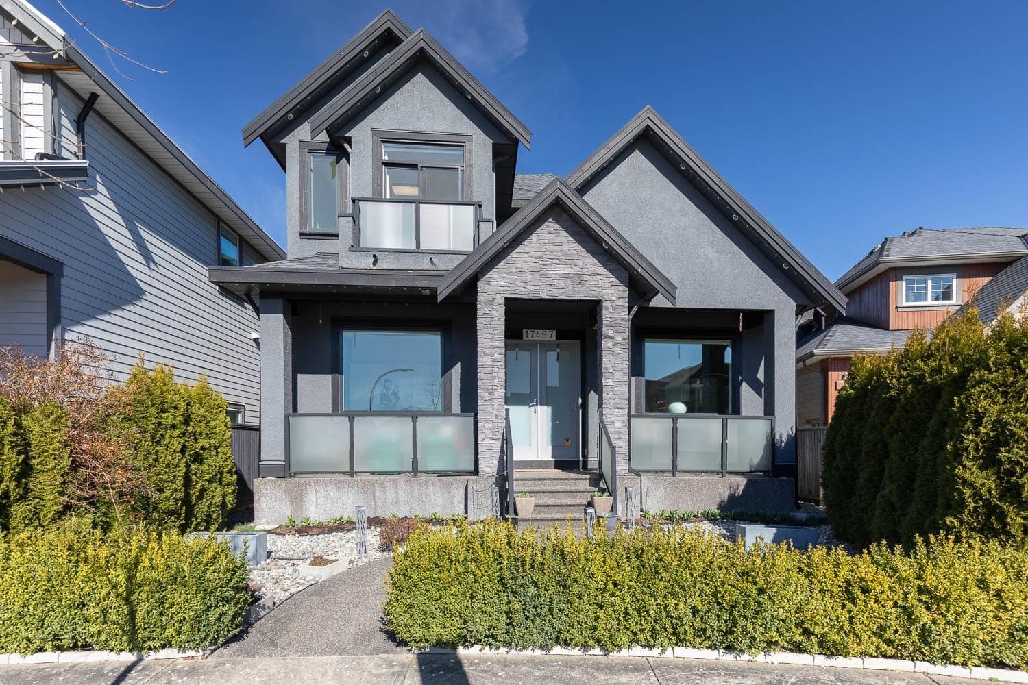 17457 2b Avenue, Surrey, V3Z 6R9 — photo 1