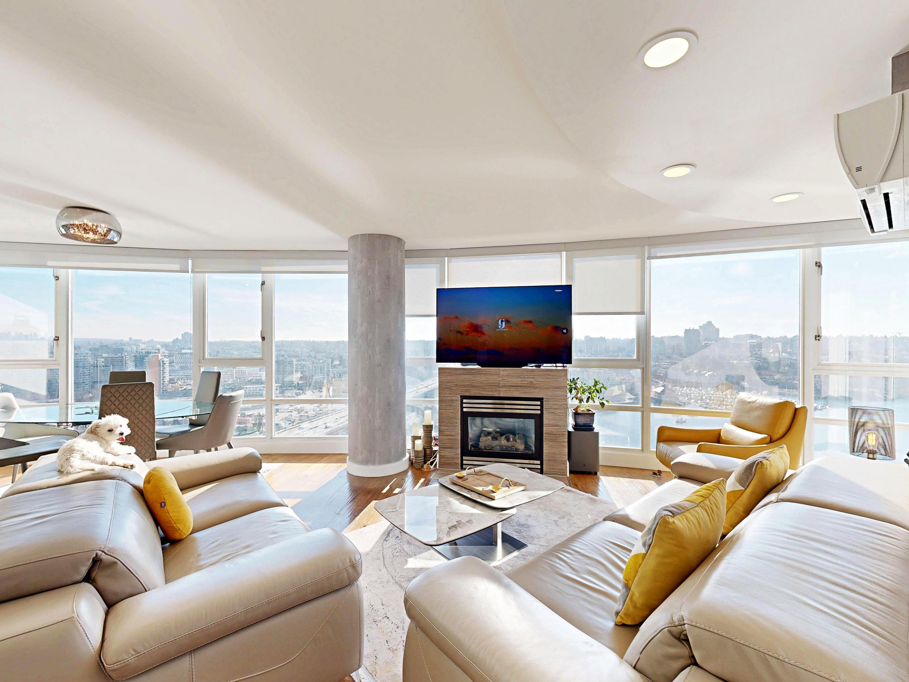 2706 - 1033 Marinaside Crescent, Vancouver, V6Z 3A3 — photo 5