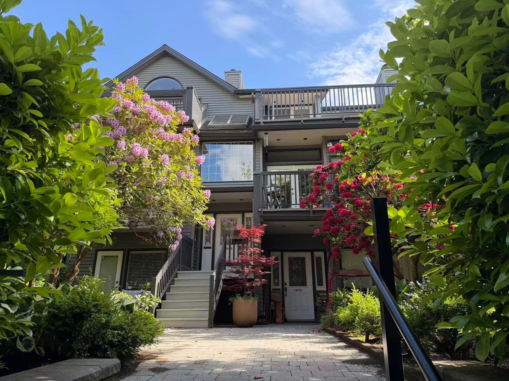 1868 W 15th Avenue, Vancouver, V6J 2L1 — photo 1