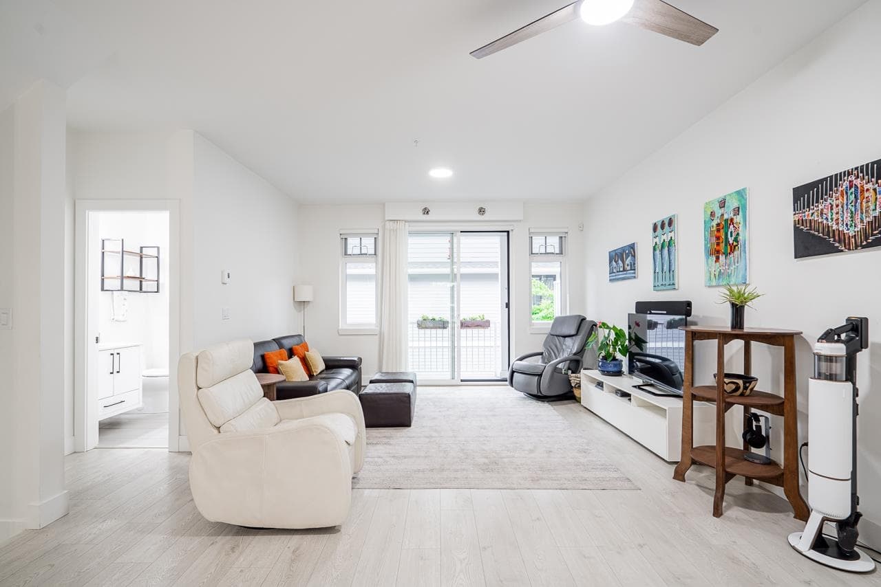 4 - 789 Ota Avenue, New Westminster, V3M 0M7 — photo 3