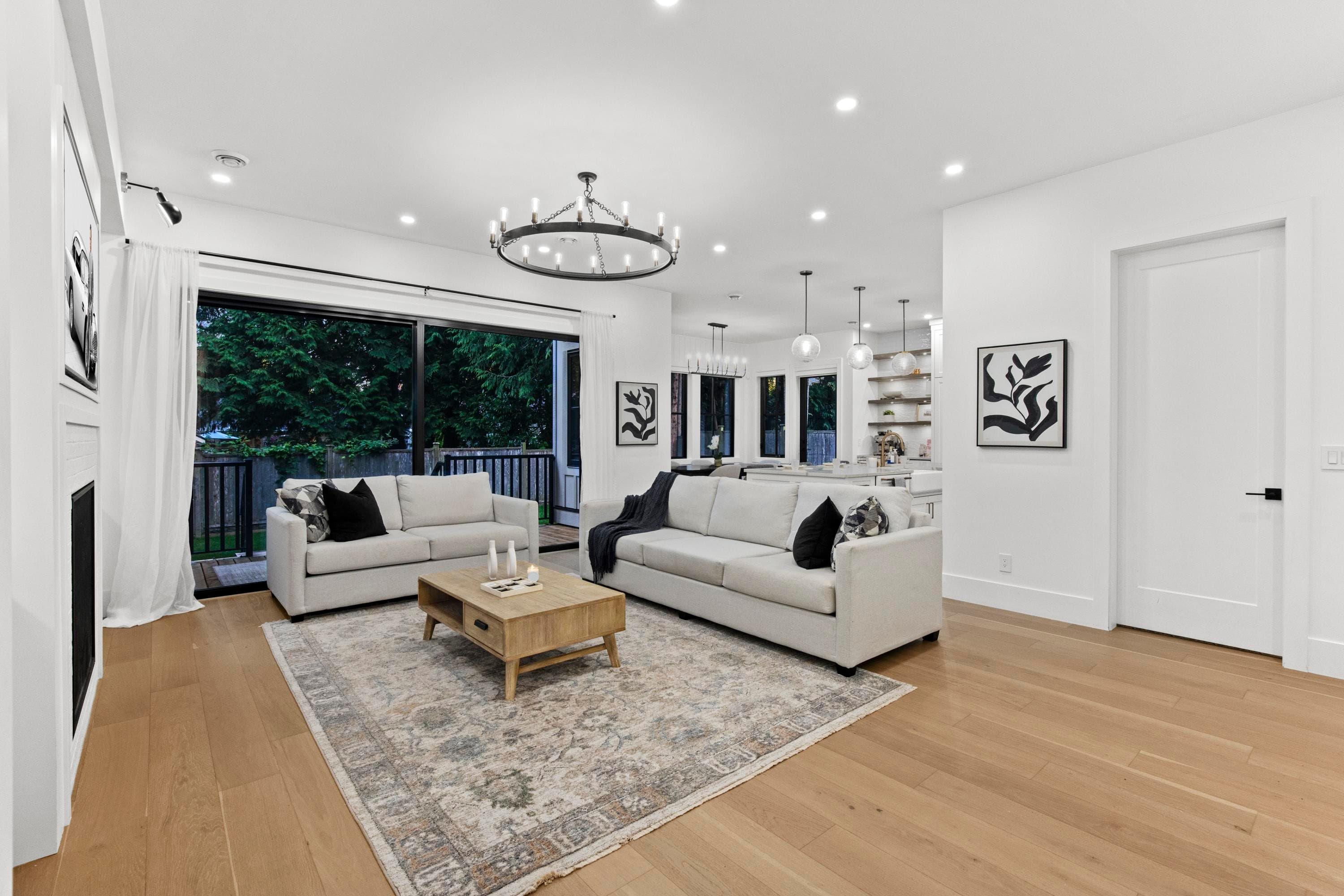 13026 16 Avenue, Surrey, V4A 1N9 — photo 3