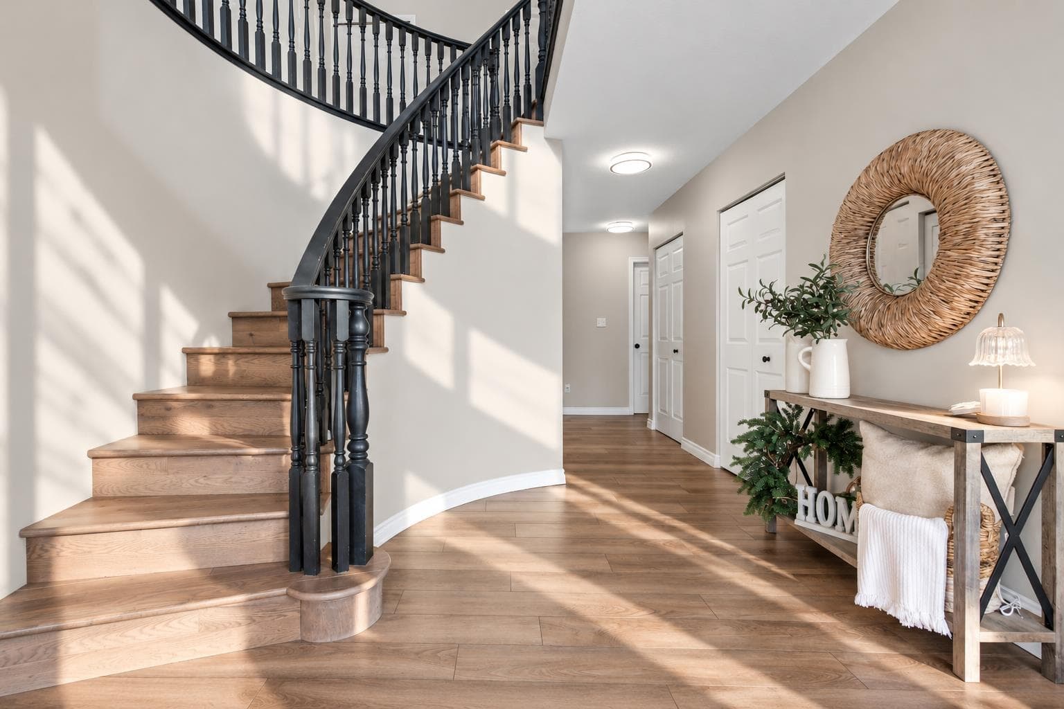 15573 Finlay Court, White Rock, V4B 5H3 — photo 3