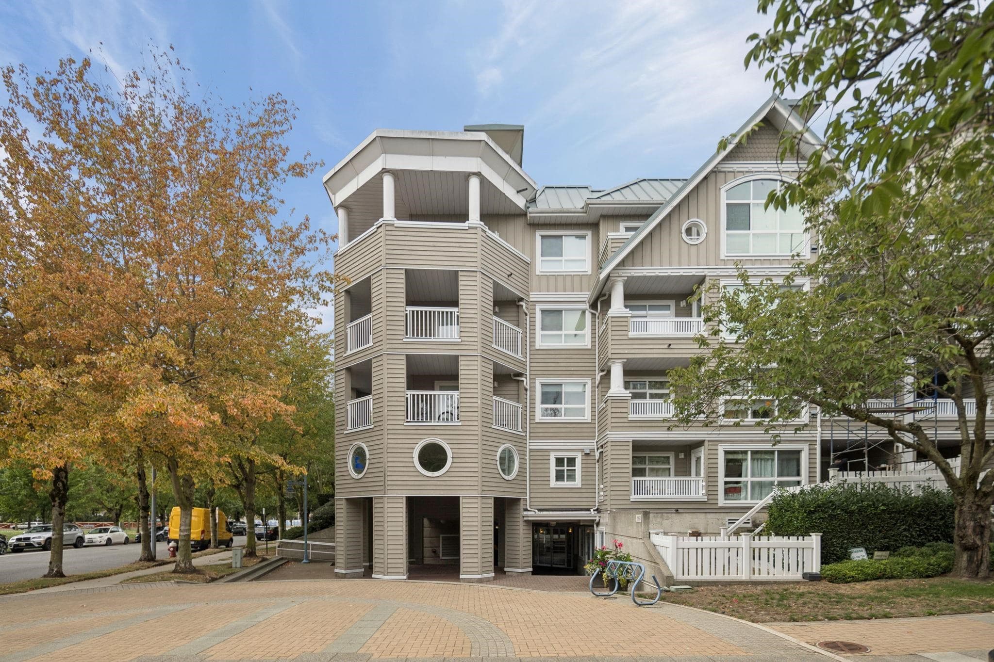 323 - 5900 Dover Crescent, Richmond