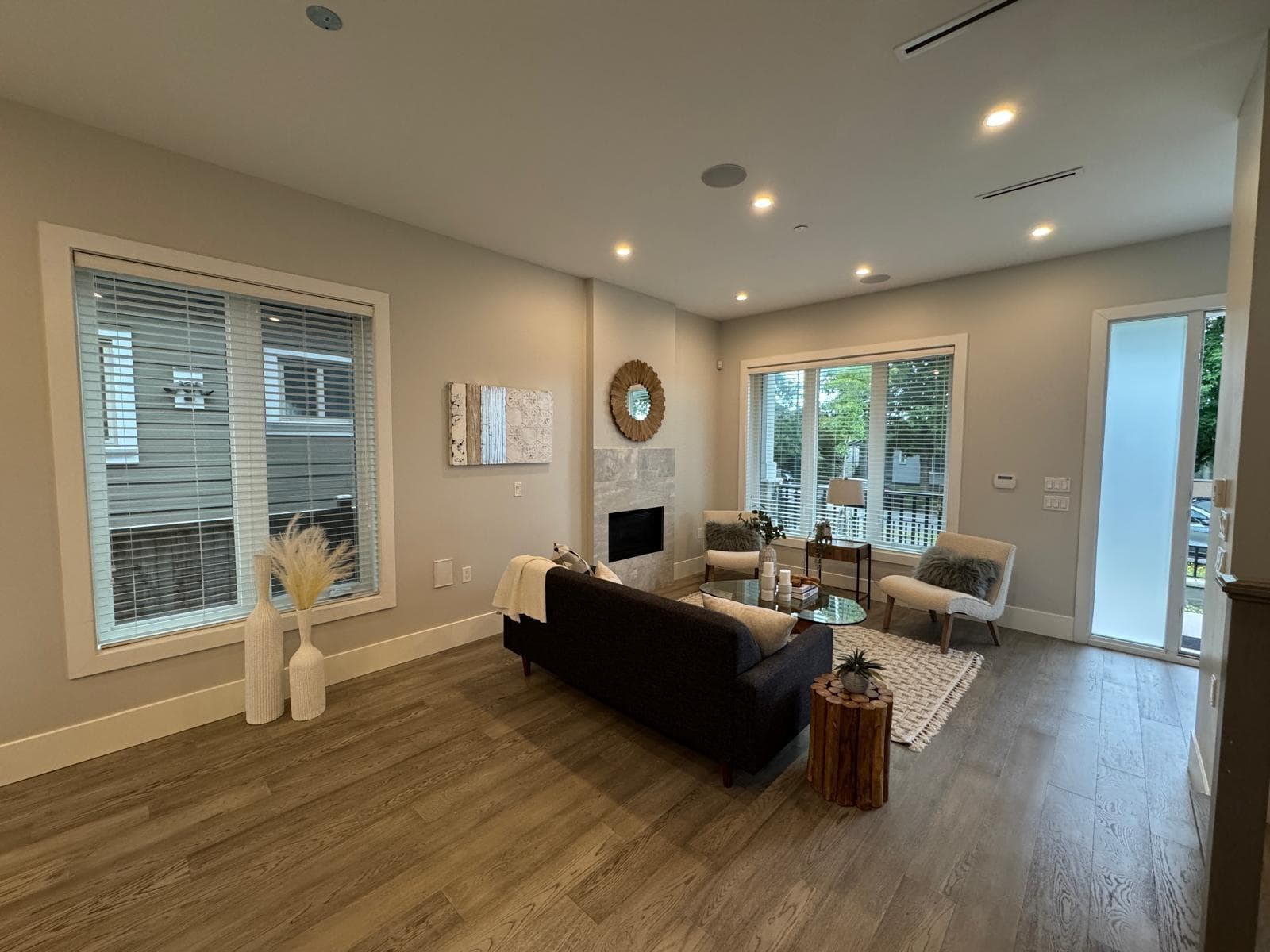 3345 Parker Street, Vancouver, V5K 2W1 — photo 2