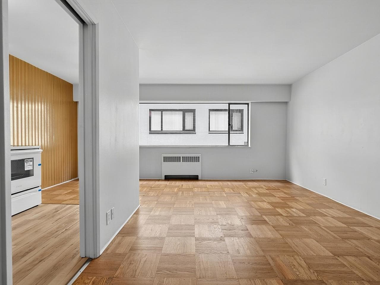 105 - 1879 Barclay Street, Vancouver, V6G 1K7 — photo 5